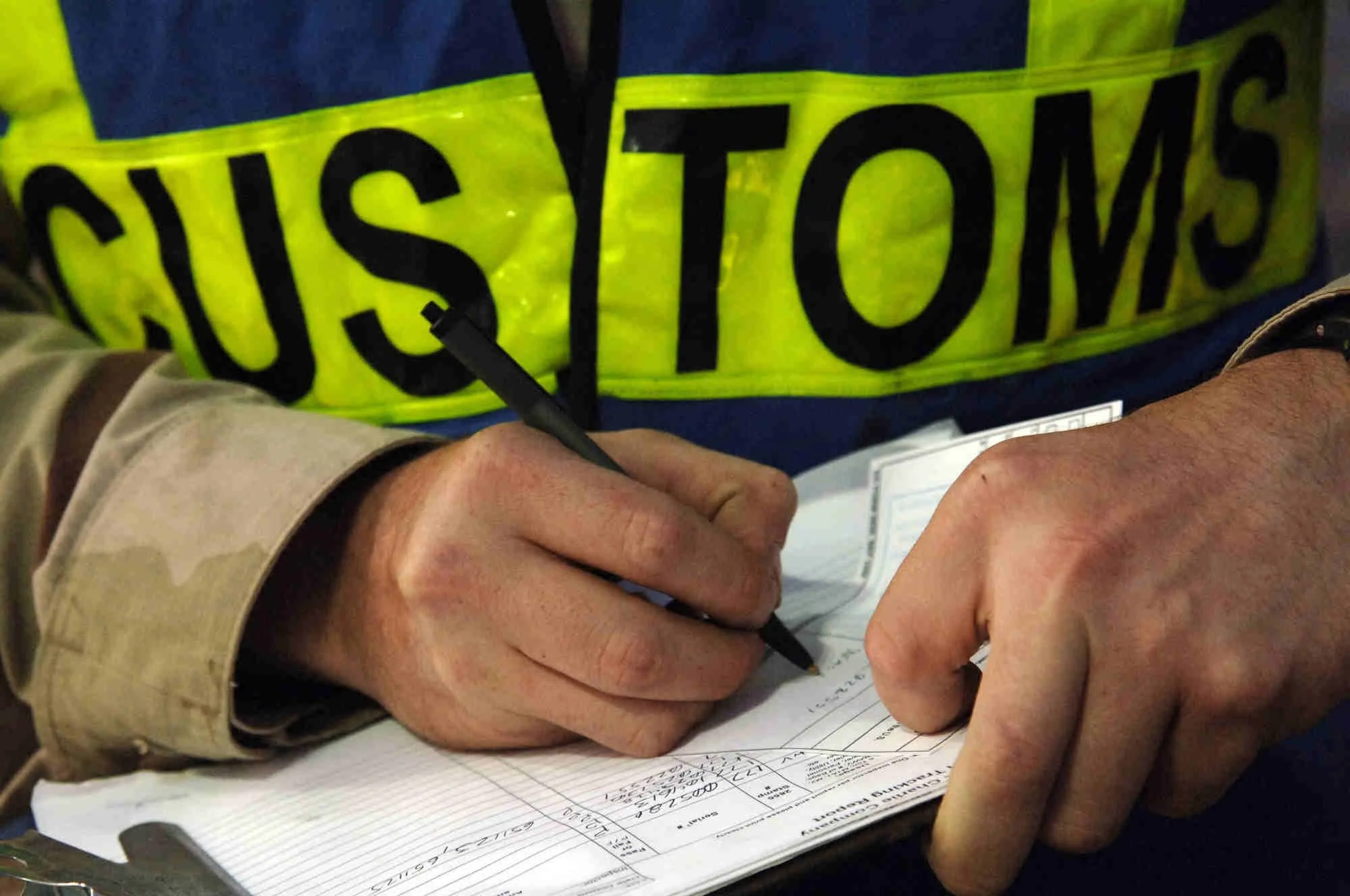 customs-brokerage.jpg