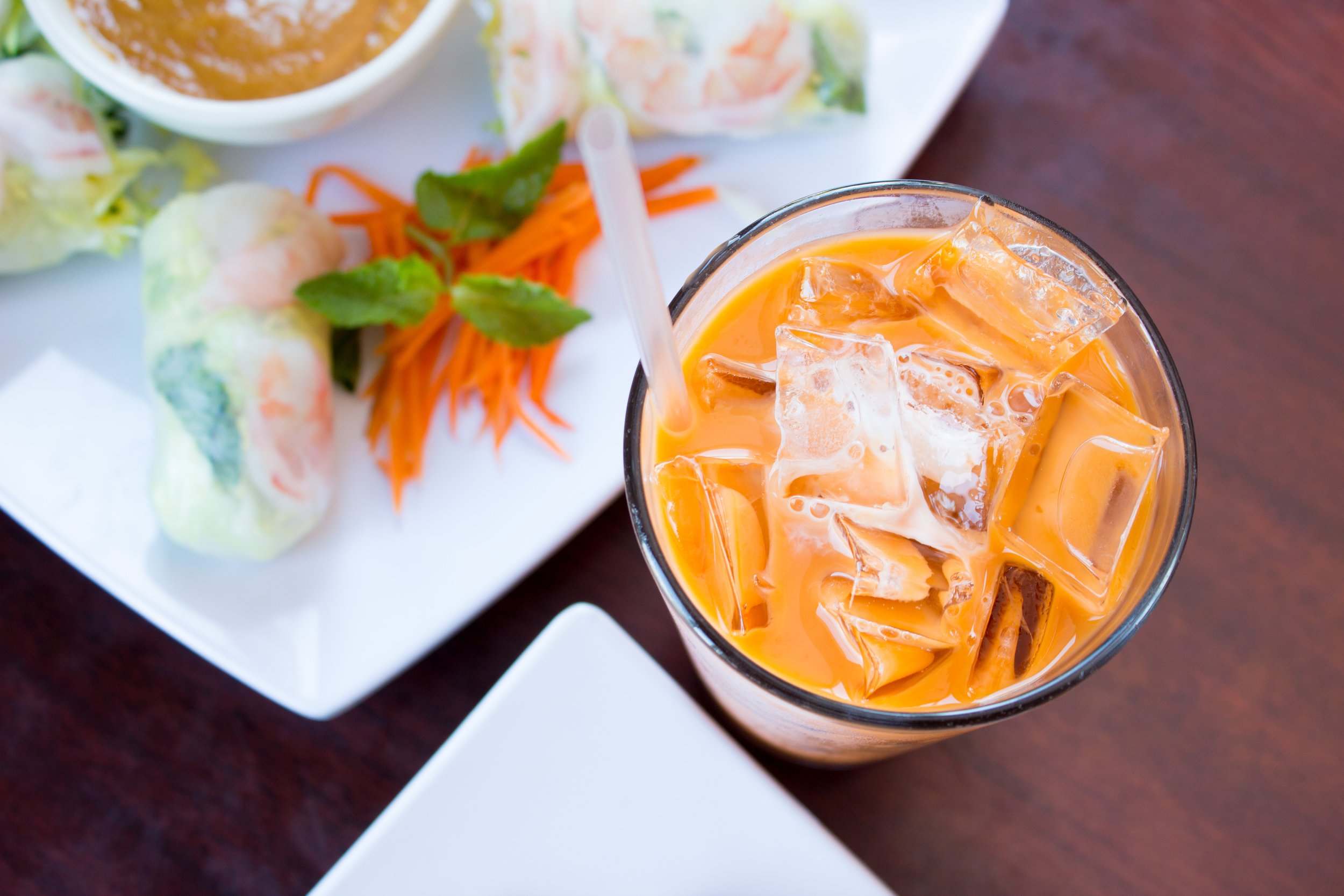 Thai Iced Tea and shrimp fresh rolls