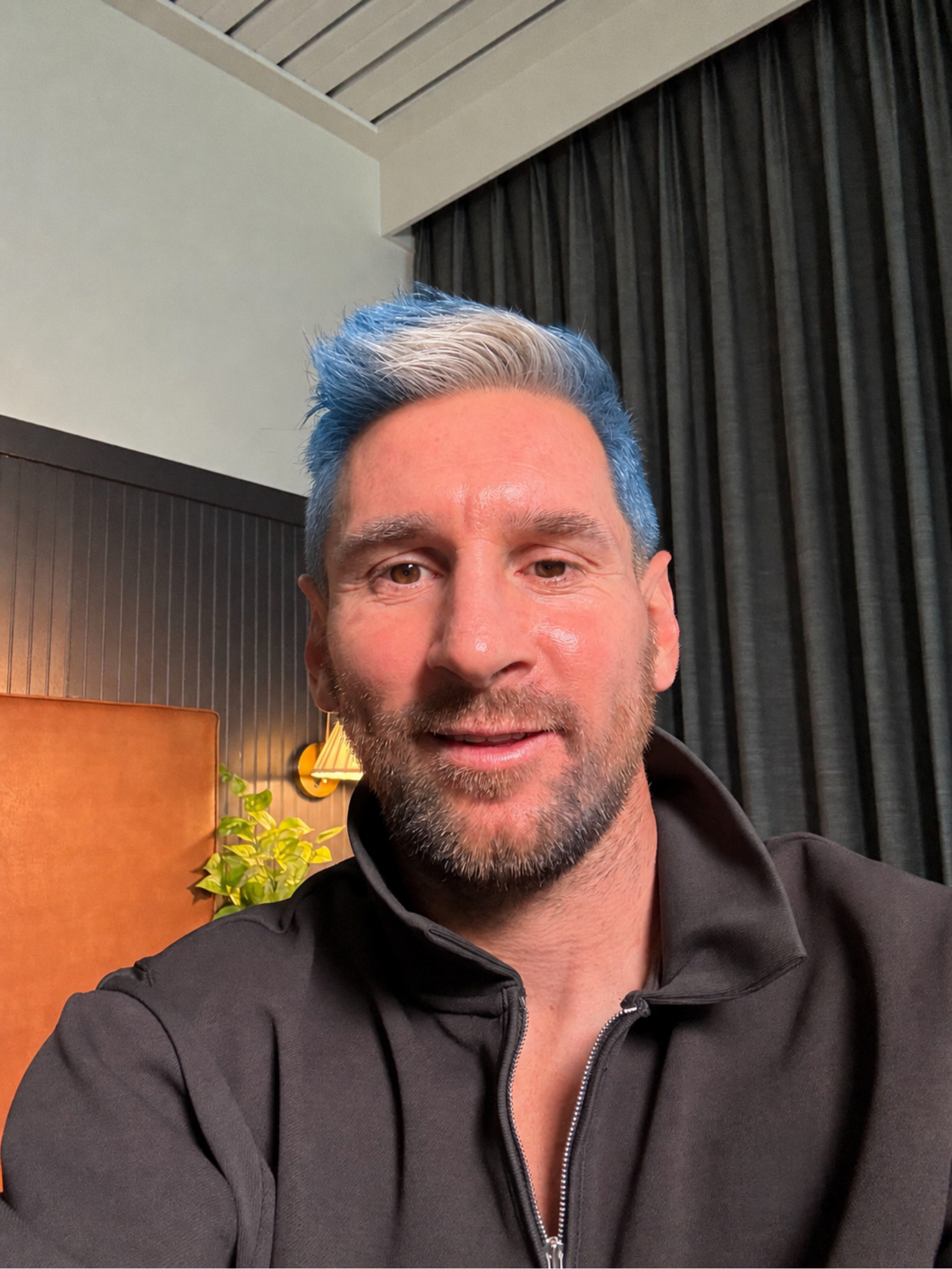 Leo Messi se pintó el pelo con la bandera de Argentina (y tú también puedes hacerlo con este prompt de Chat GPT)
