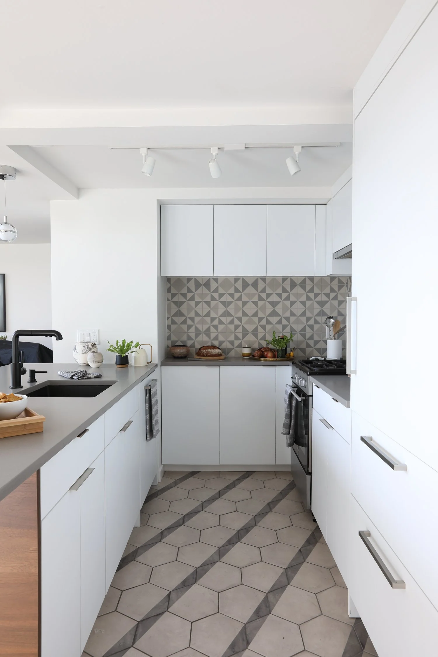 East Van Loft — custom interior detail 20, full renovation interior design in Vancouver, BC by LRD Studio. Photography by Ema Peter.