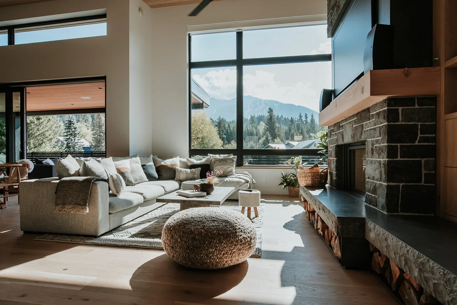 Balsam living room with panoramic mountain view — LRD Studio, Whistler BC