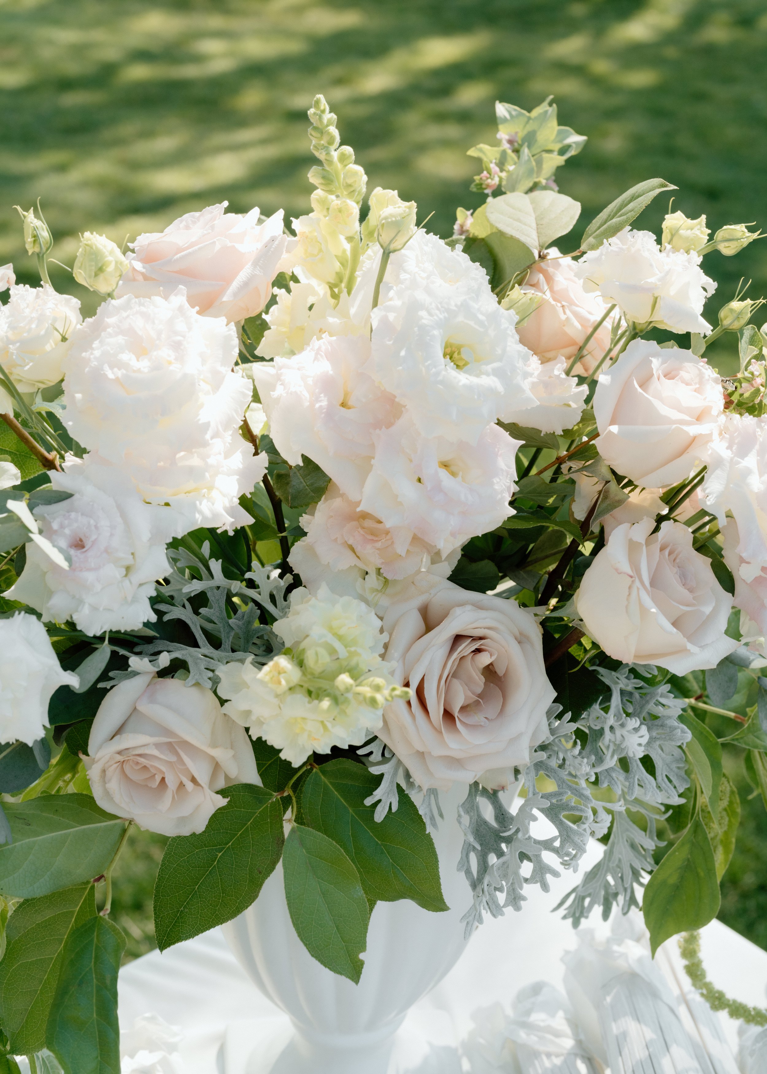 EMILY B. PHOTO CO. -- Bend, Oregon Wedding Photographer -- Black Butte Ranch Wedding -- Lauren + Kyle -- DETAILS-62 (2).jpg