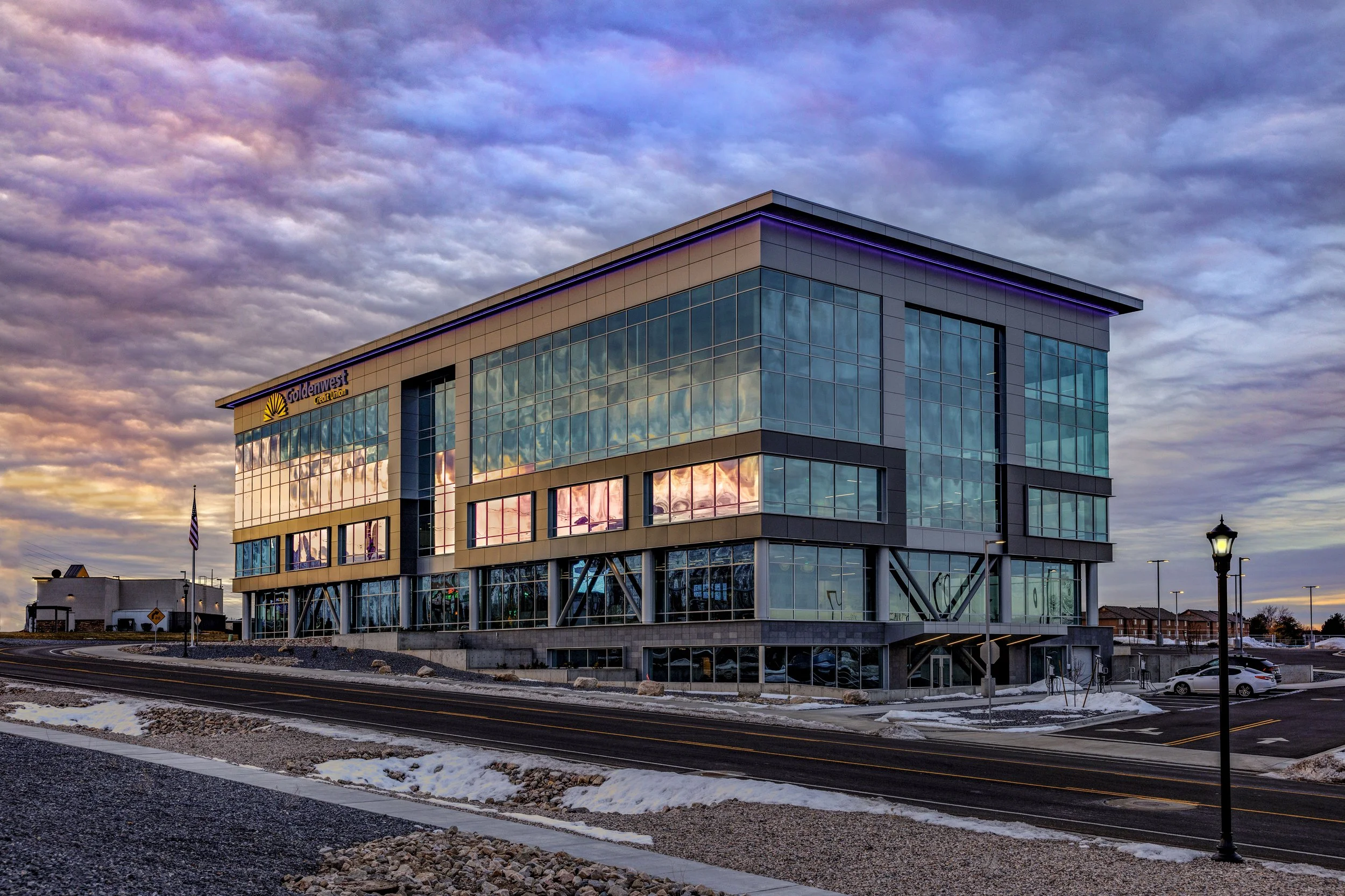 R5RC6044-3 - Small.jpg