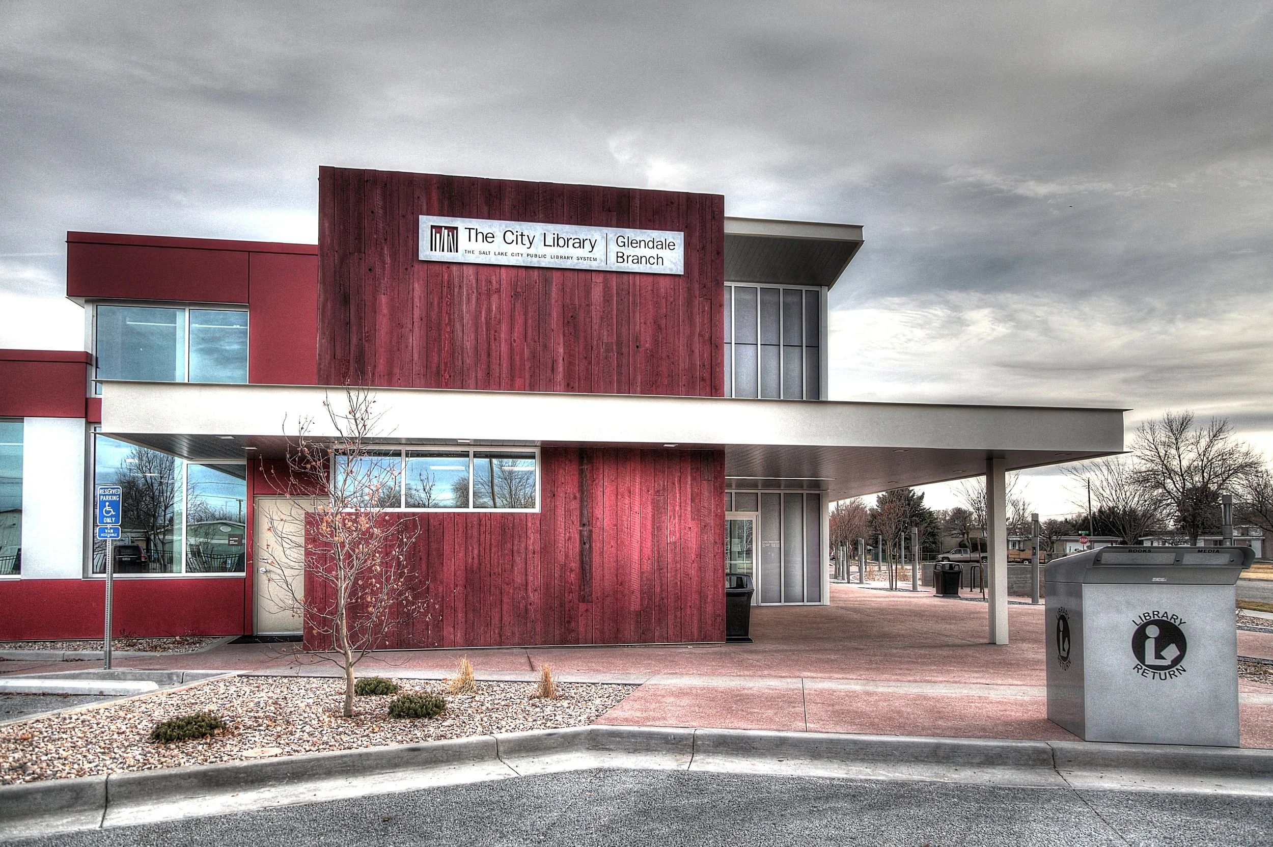 IMG_5225_6_7_tonemapped.jpg