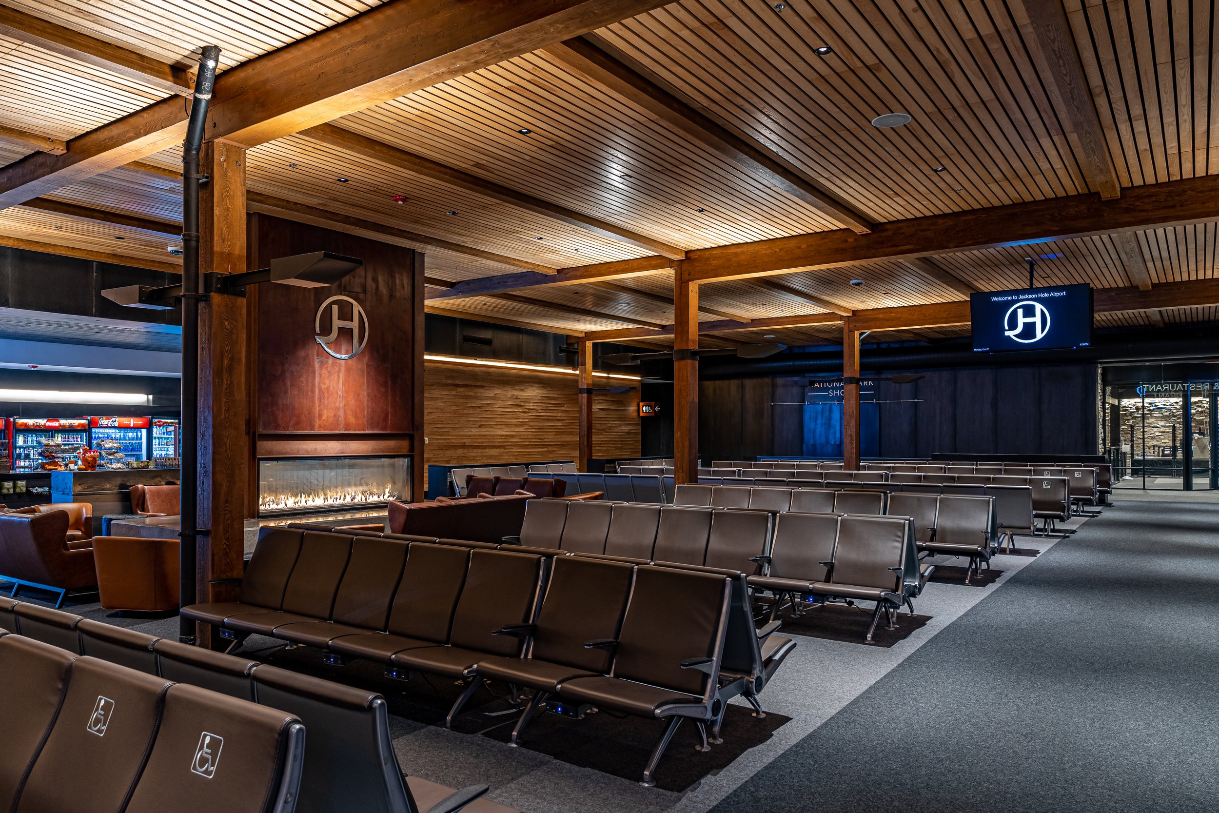 221017 JACKSON AIRPORT 051.jpg