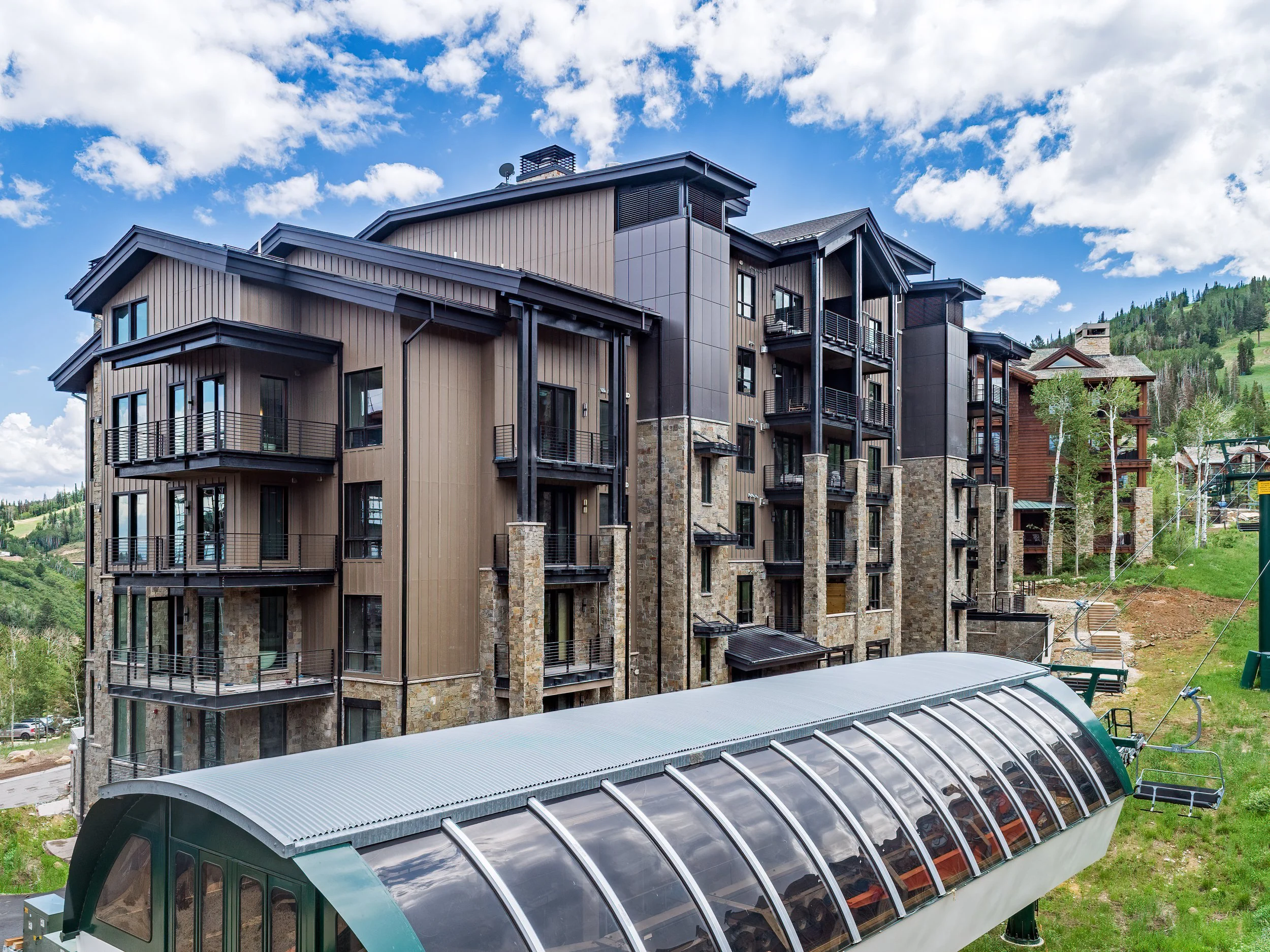 Edit - EmpireResidences -DJI_0321-HDRBLAKELY_S.jpg