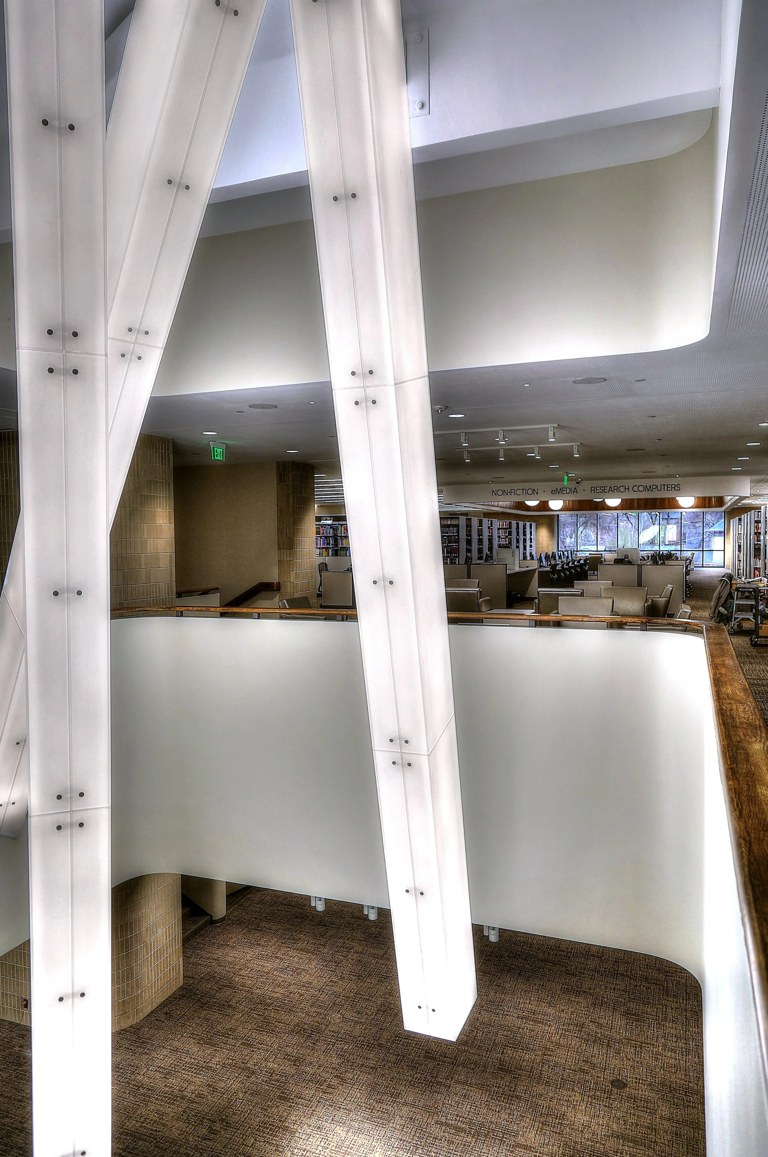 7A5A4095_6_7_tonemapped.jpg