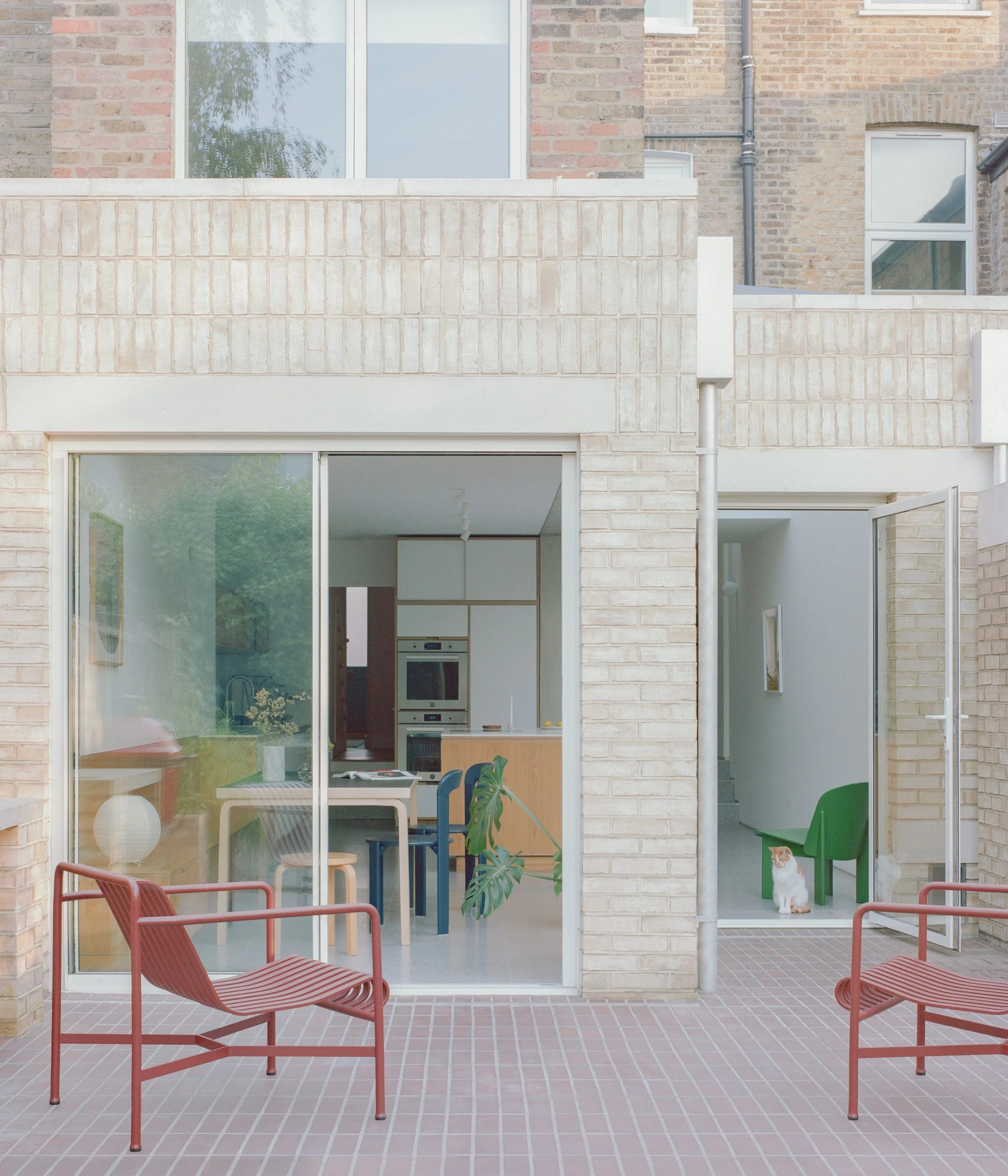 Island as a Courtyard