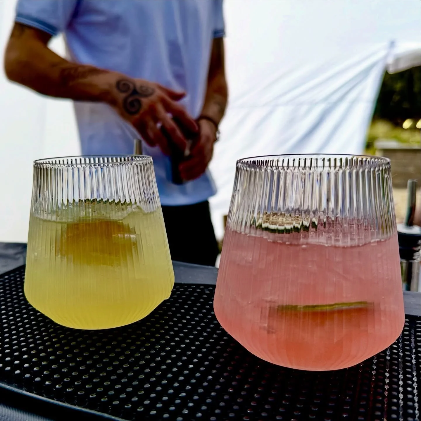 Elevated doesn&rsquo;t have to shout. Simple presentation, intentional recipes. ✨🍋 

#craftedbartending #craftedcocktails #sonomacounty #winecountry #winecountrywedding