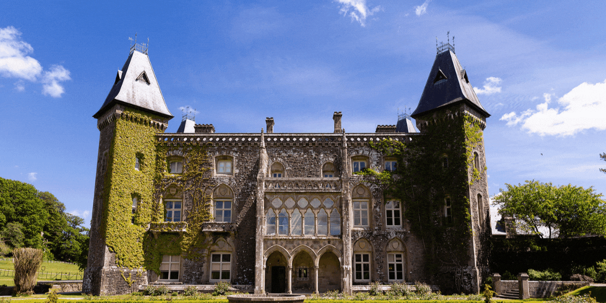 Newton house.gif