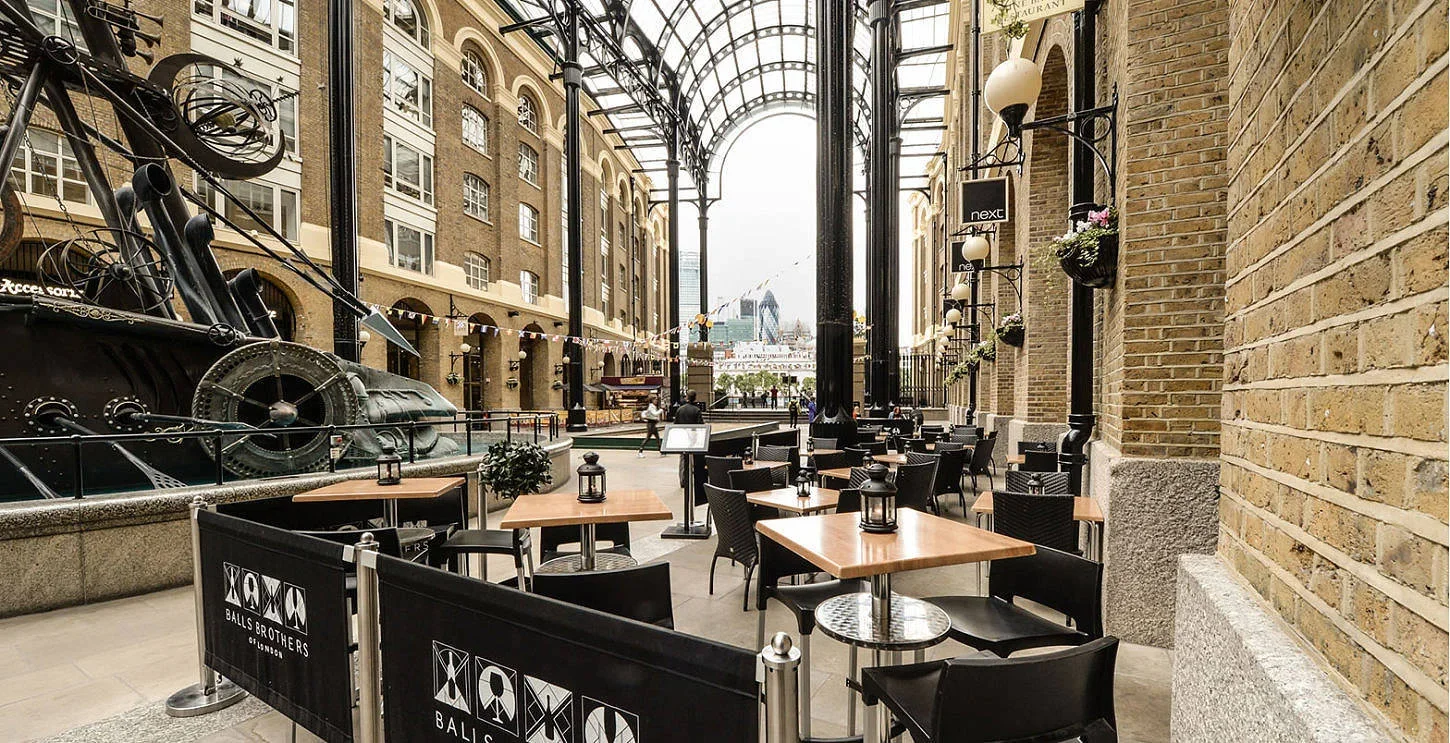 Hays-Galleria-Gallery-4_1450_1450.webp