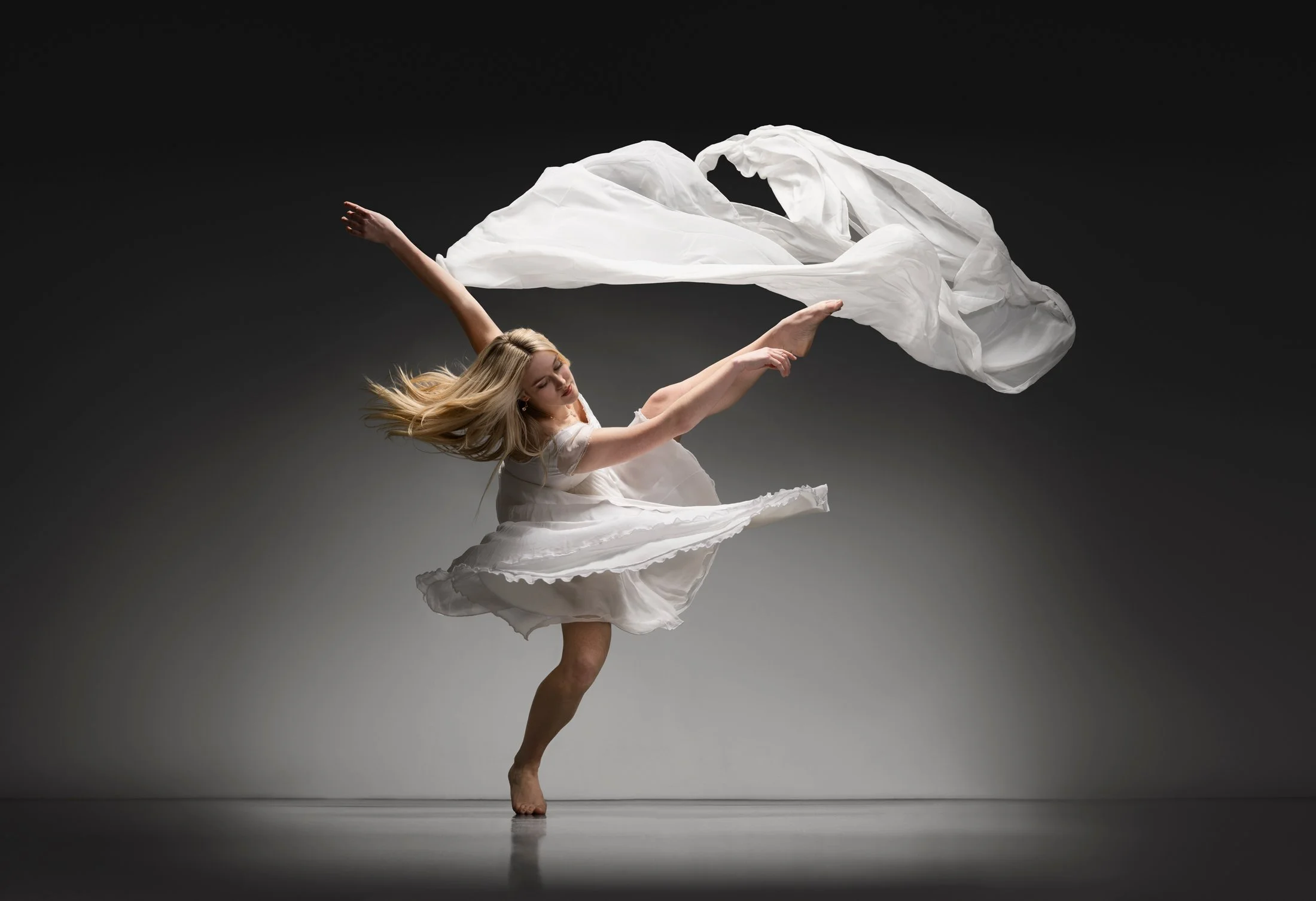 London Studio Centre Dance Photography by Simon Derviller - Contemporary 2.jpg