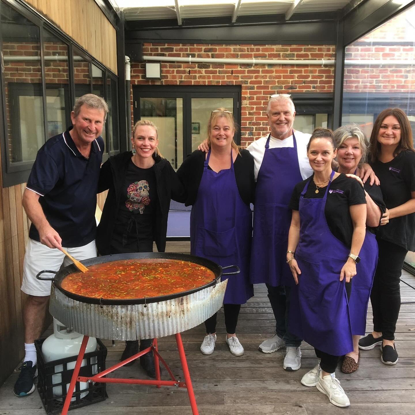 📍 Paella Day at Uniting Engagement Hub, St Kilda! 🇪🇸😋

Thank you so much to @dosamigoscatering for your amazing paella!