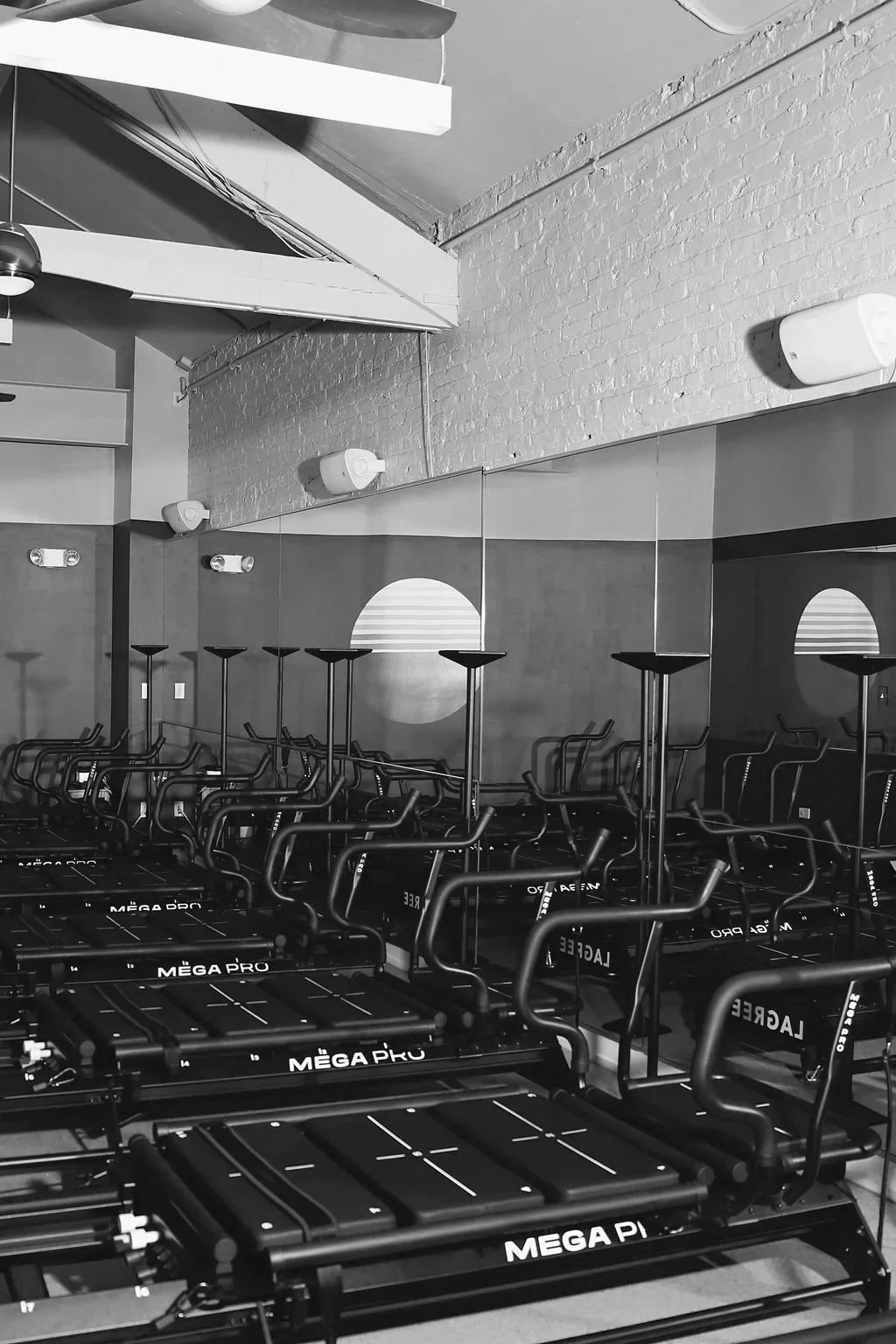 Form Barre and Fitness, LaGrange classes and studio Western Suburbs, IL