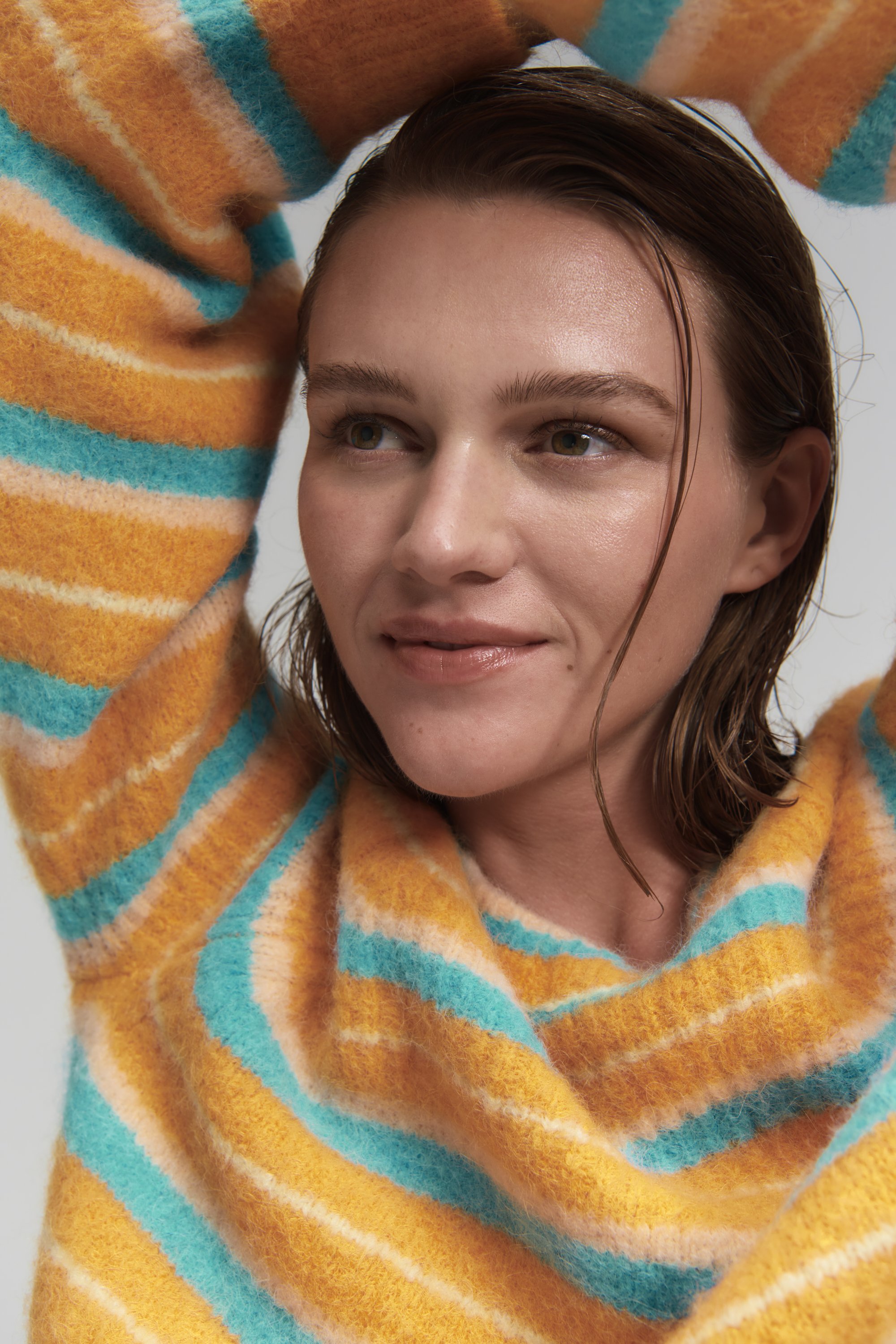 20220907_LWINKLER_EVERLANE_EDITORIAL_NEWSEASONALLAUNCHES_L_07_SUPER_FUZZ_1135.jpg