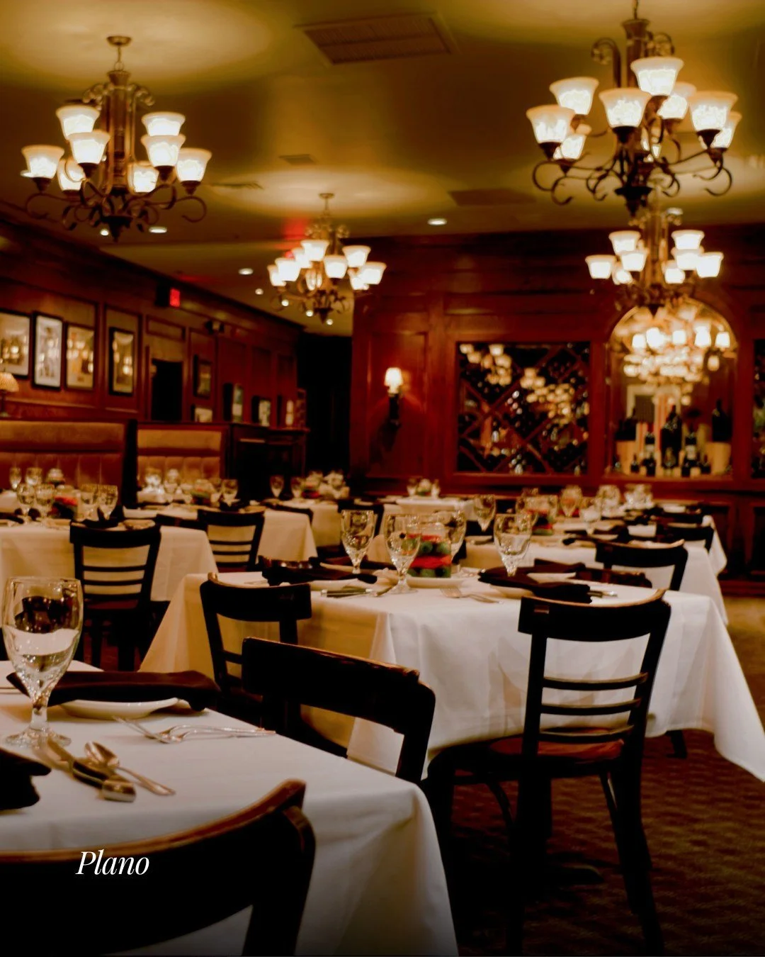 &rsquo;Tis the season for cozy dinners, family celebrations, and unforgettable date nights &mdash; and @Bobs_SteakandChop is the perfect place for all of it. 🥂🍽️

Whether you're craving a classic steakhouse experience or planning a festive night ou