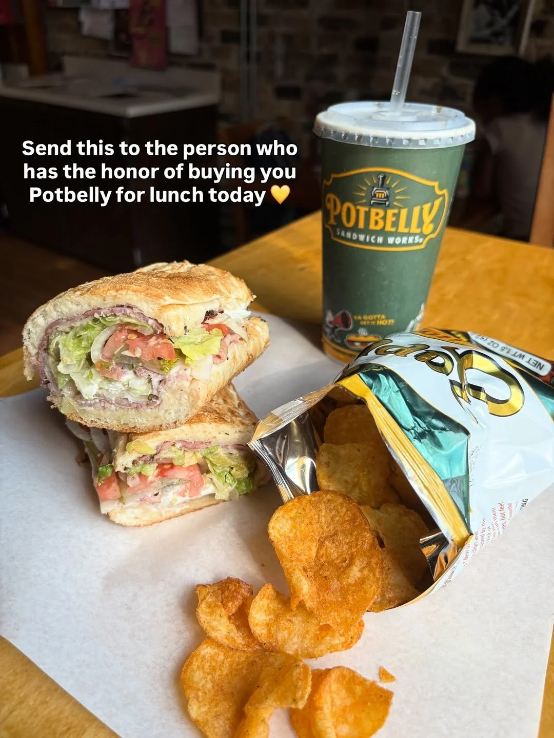 We don&rsquo;t make the rules&hellip; @potbelly does 👀
And yes, you can now make any sammy at Potbelly a wrap!
.
.
.
#shopsatlegacyeast #potbelly