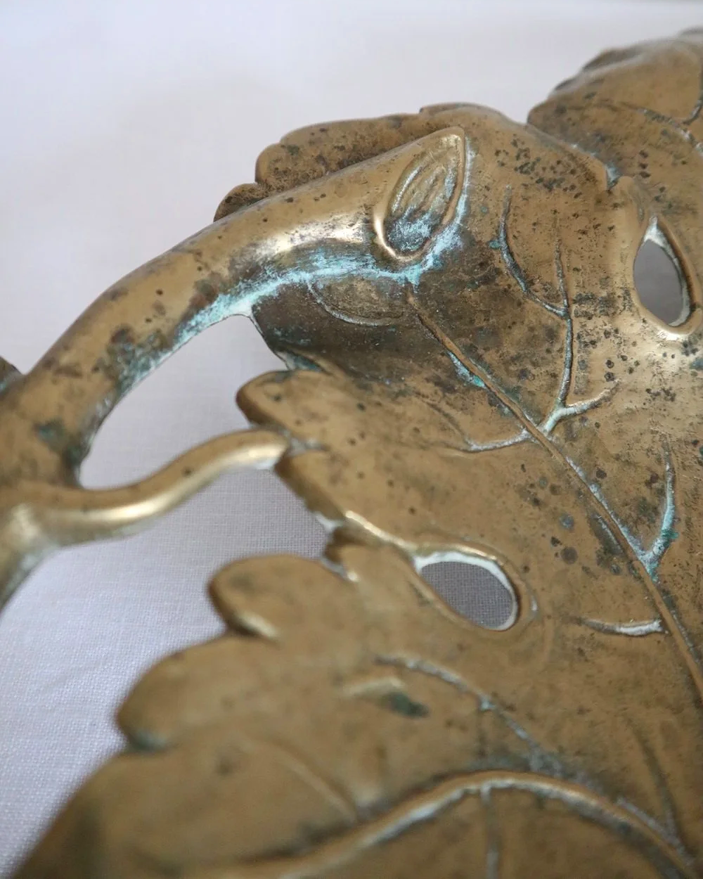 Vintage solid brass decorative Art Nouveau dish of intertwined grapevine leaves, circa 1960s.