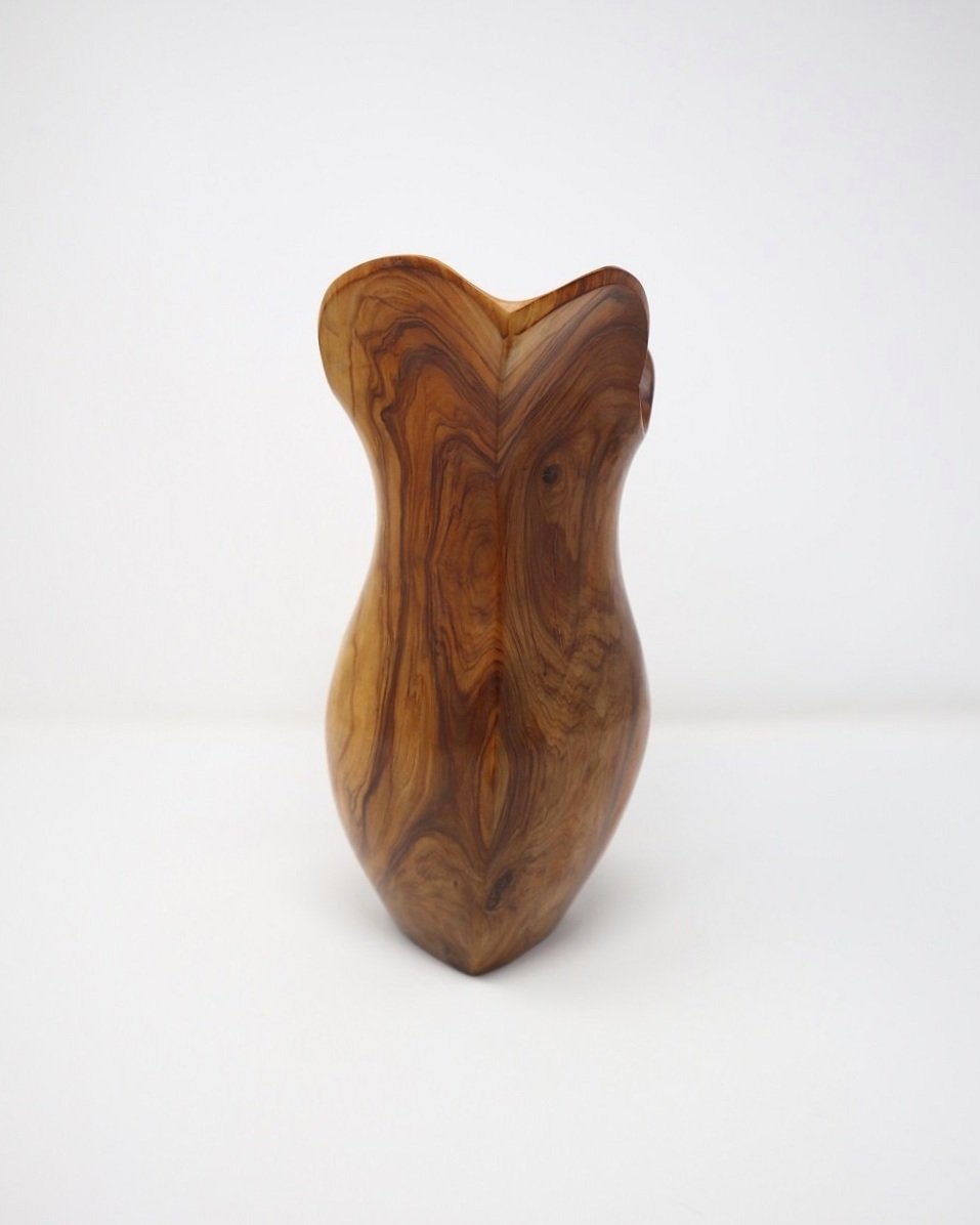 Mid century Spanish handcarved olivewood pitcher with sculptural wavy top and rounded handle in the style of Alexandre Noll. Marked 'Falcon, Spain'. Circa 1960s.
