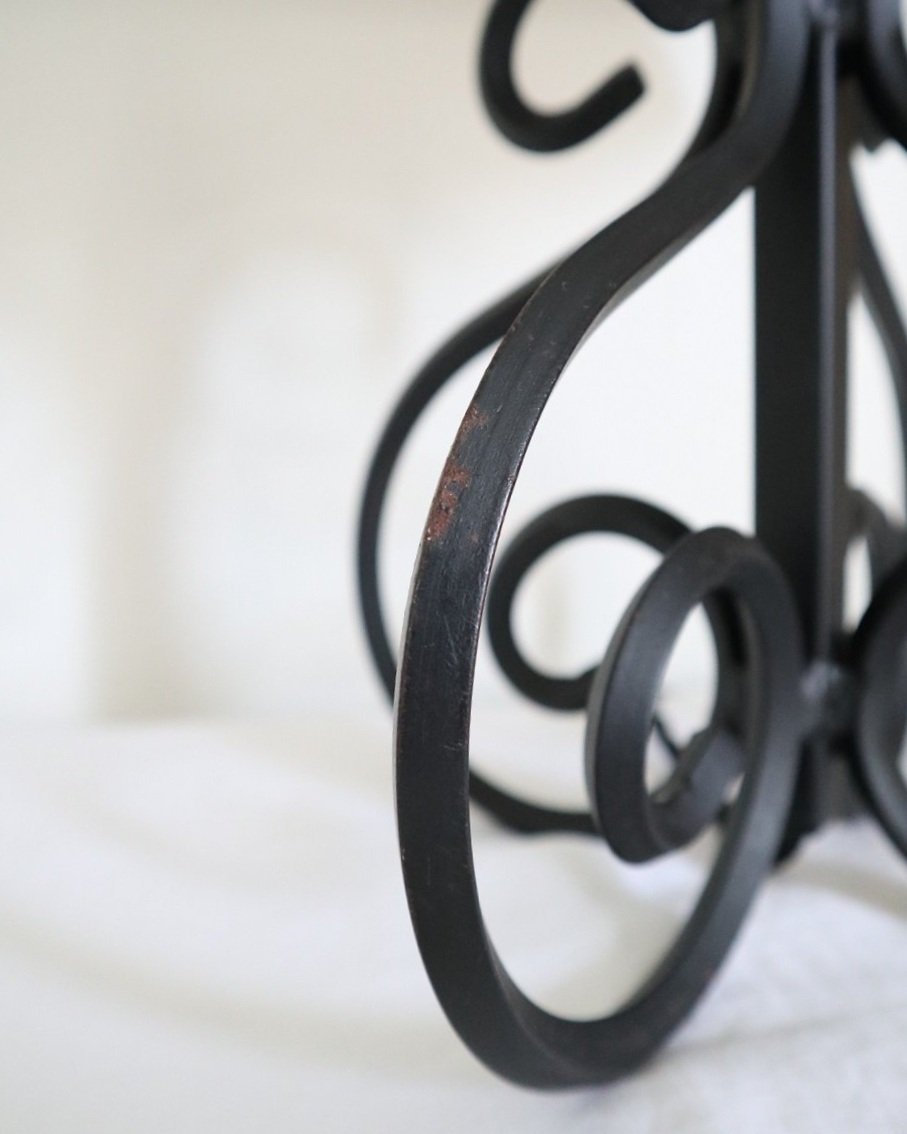 Elegant handmade forged iron scroll table lamp