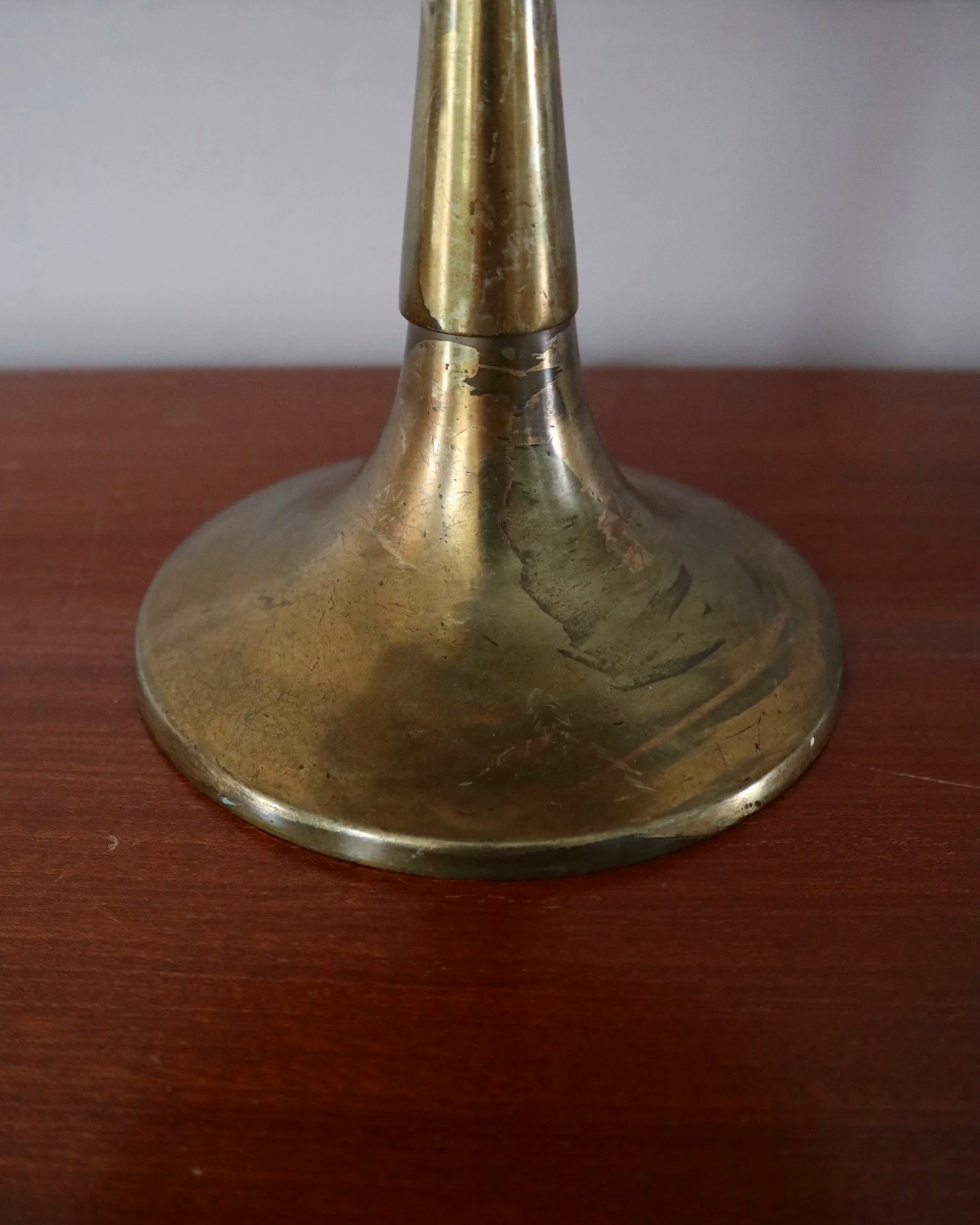 Pair of elegant Art Nouveau style heavy brass table lamps.