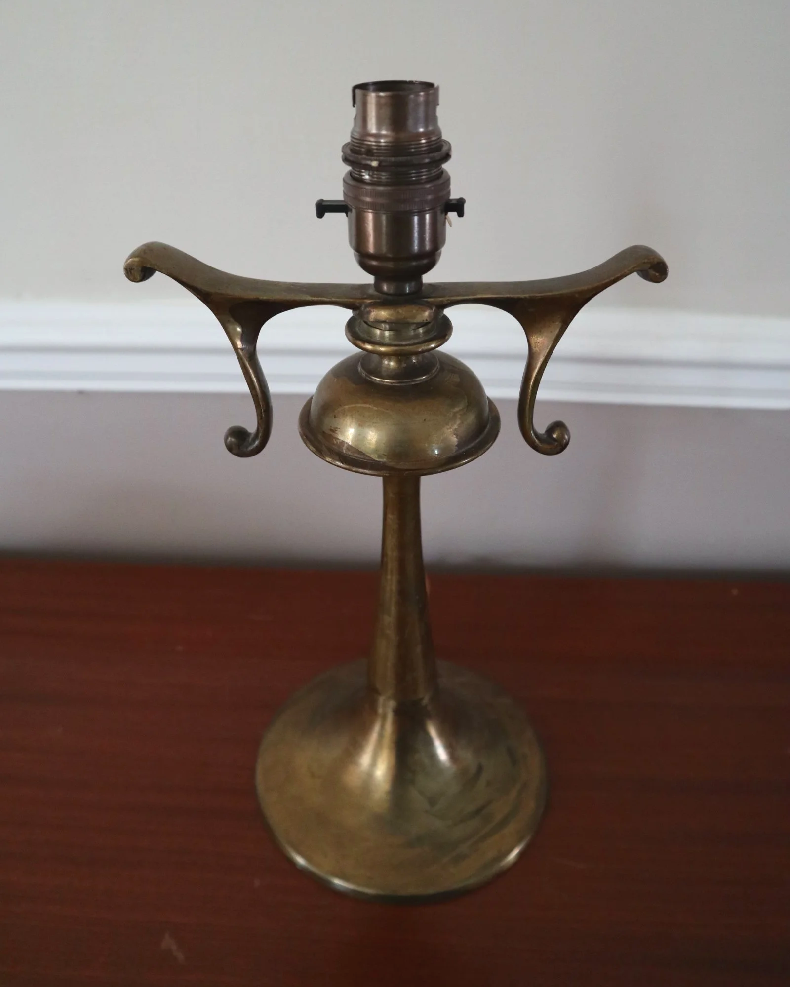 Pair of elegant Art Nouveau style heavy brass table lamps.