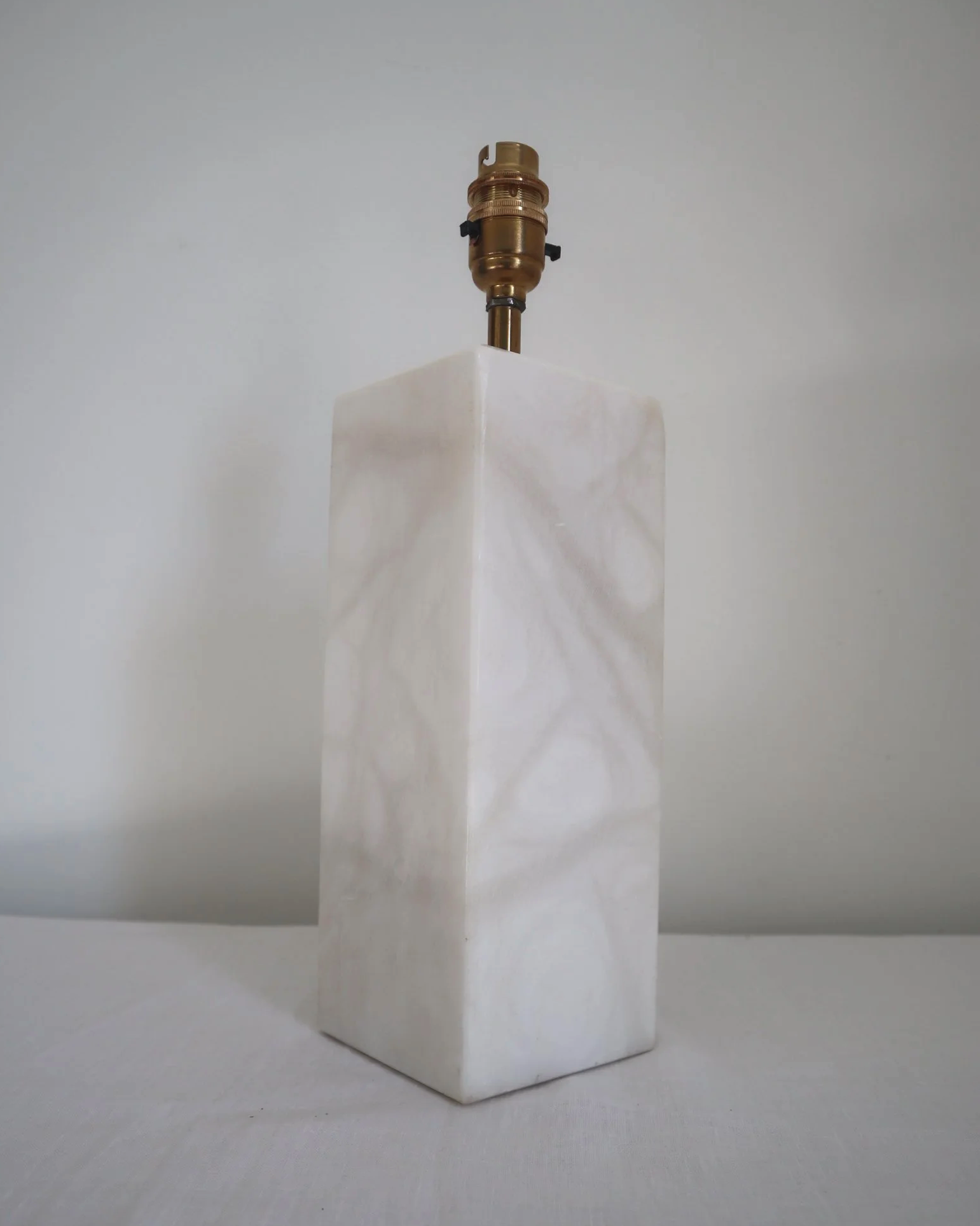 Vintage Spanish large rectangular solid white alabaster table lamp. Circa 1970s.