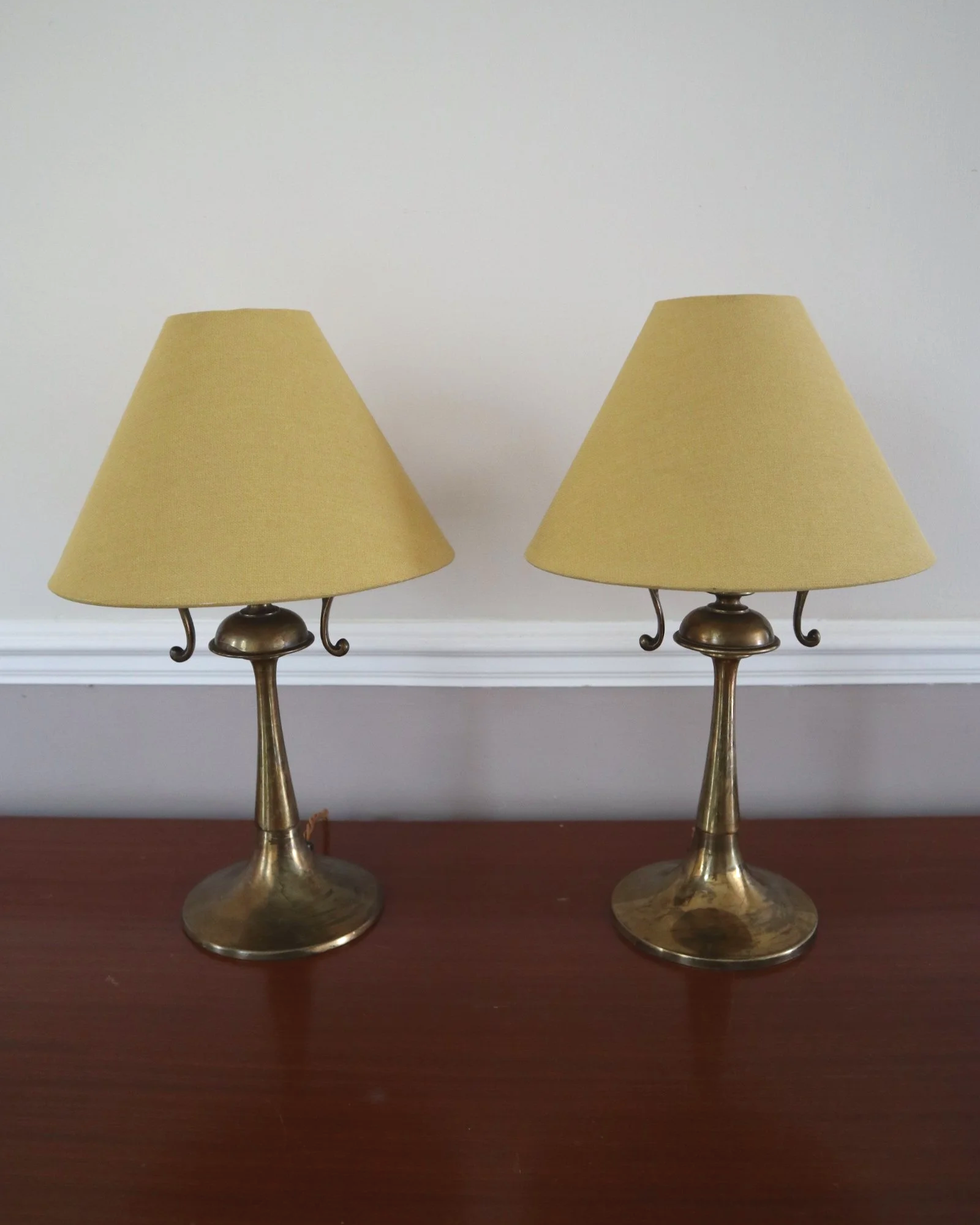 Pair of elegant Art Nouveau style heavy brass table lamps.