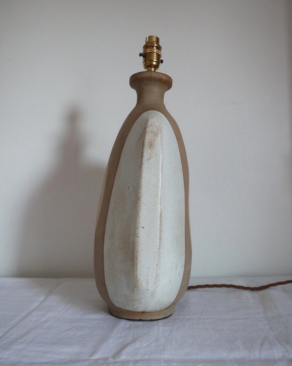 Large mid century sculptural 'Nanceddan' Tremaen ceramic table lamp by Peter Ellery, Cornwall. Circa 1970s.