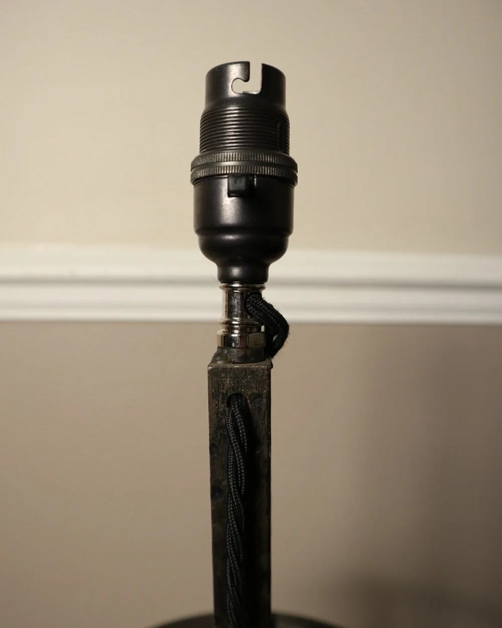 Large Brutalist wrought iron tripod lamp from the Netherlands, 1960s.