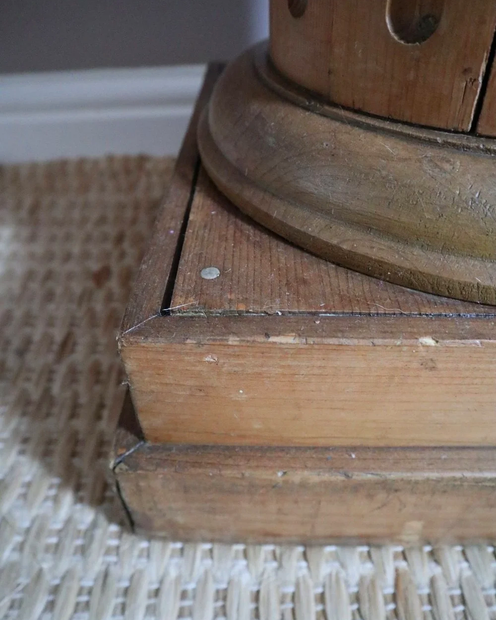 Vintage Hollywood Regency style wooden fluted column display plinth.