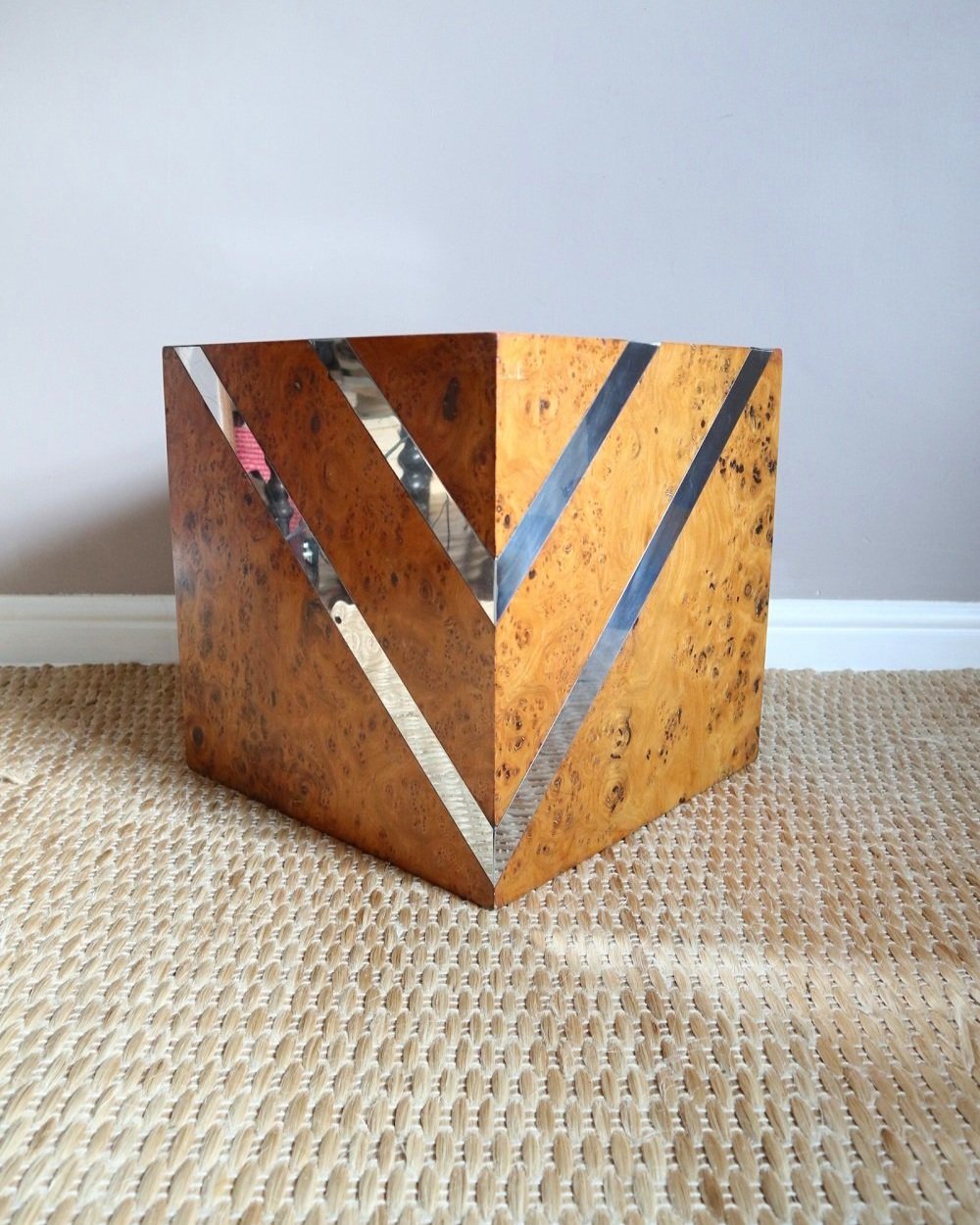 Mid century modern Italian style burr and steel cube side table in the style of Willy Rizzo, circa 1970s.