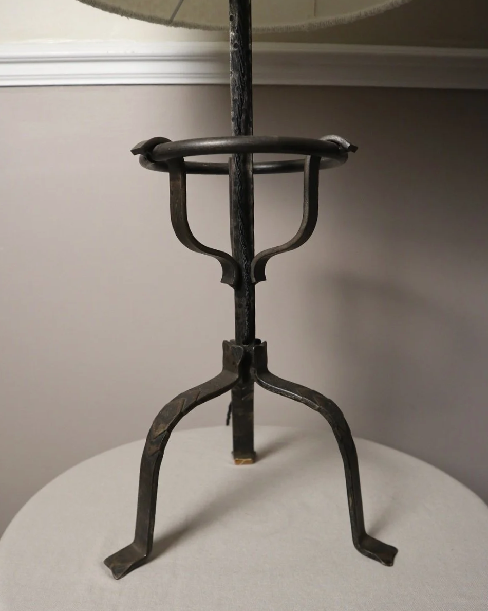 Large Brutalist wrought iron tripod lamp from the Netherlands, 1960s.