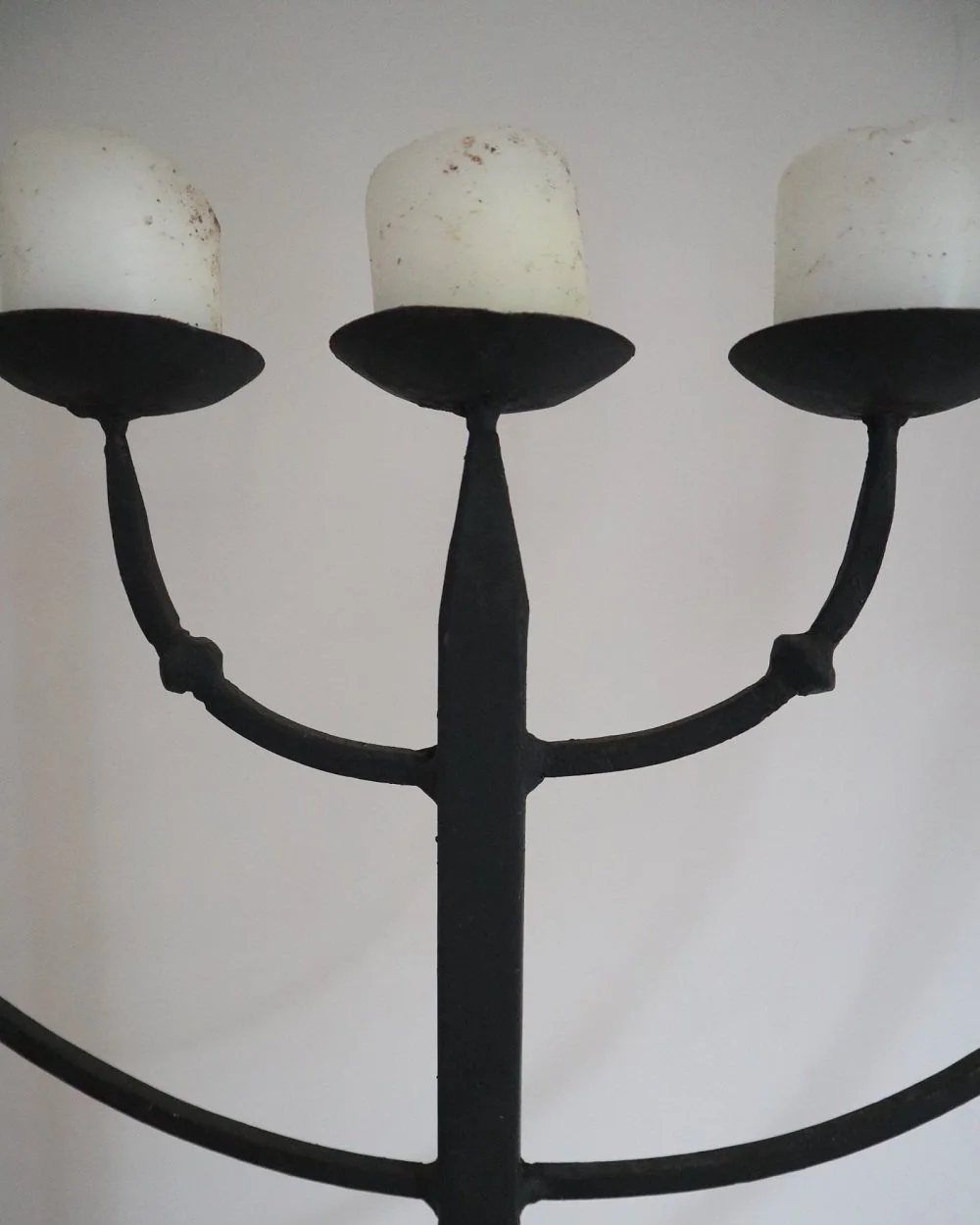 Large Brutalist wrought iron 9 arm Hanukkah candleholder. Circa 1970s.