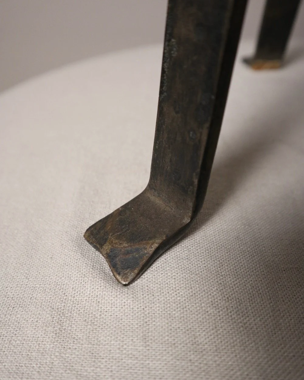 Large Brutalist wrought iron tripod lamp from the Netherlands, 1960s.