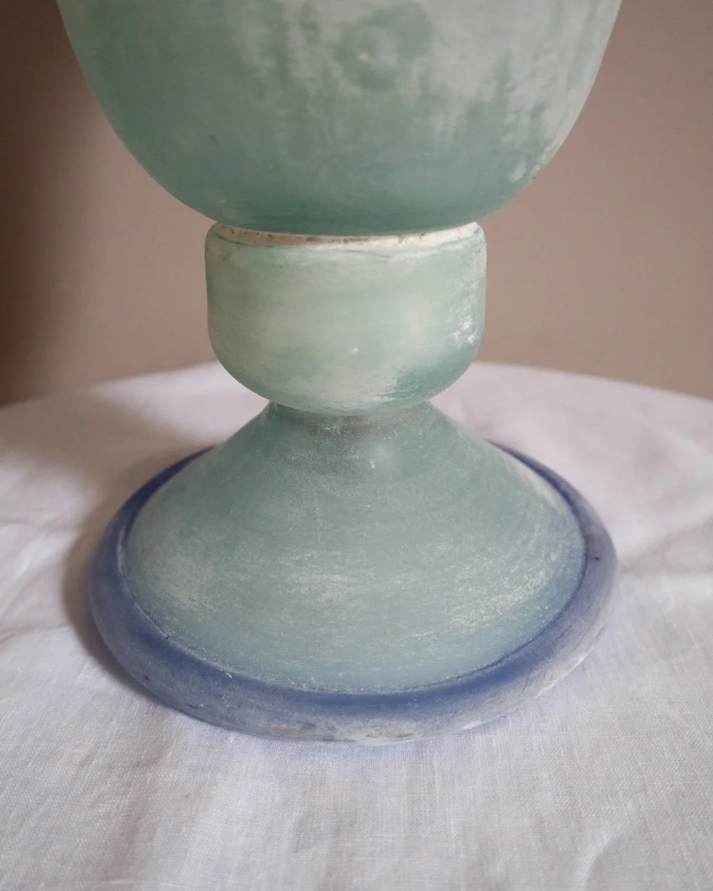 Italian Murano Scavo blue frosted glass table lamp. Circa 1970s.