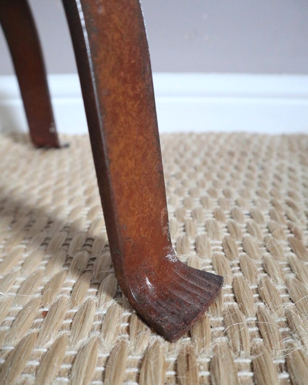 Brutalist French heavy wrought iron floor lamp in the style of Ateliers de Marolles, circa 1950s.