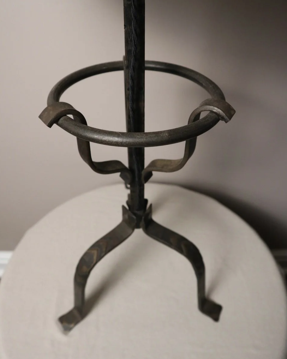 Large Brutalist wrought iron tripod lamp from the Netherlands, 1960s.
