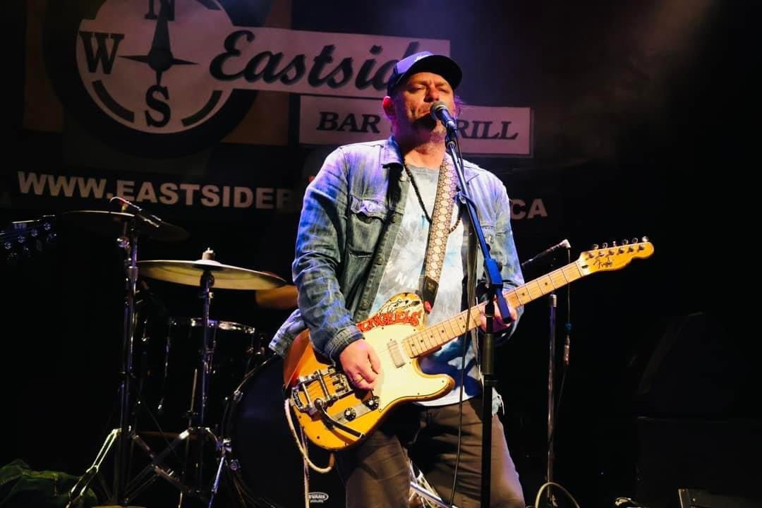 Steve opening for Matthew Hotlby