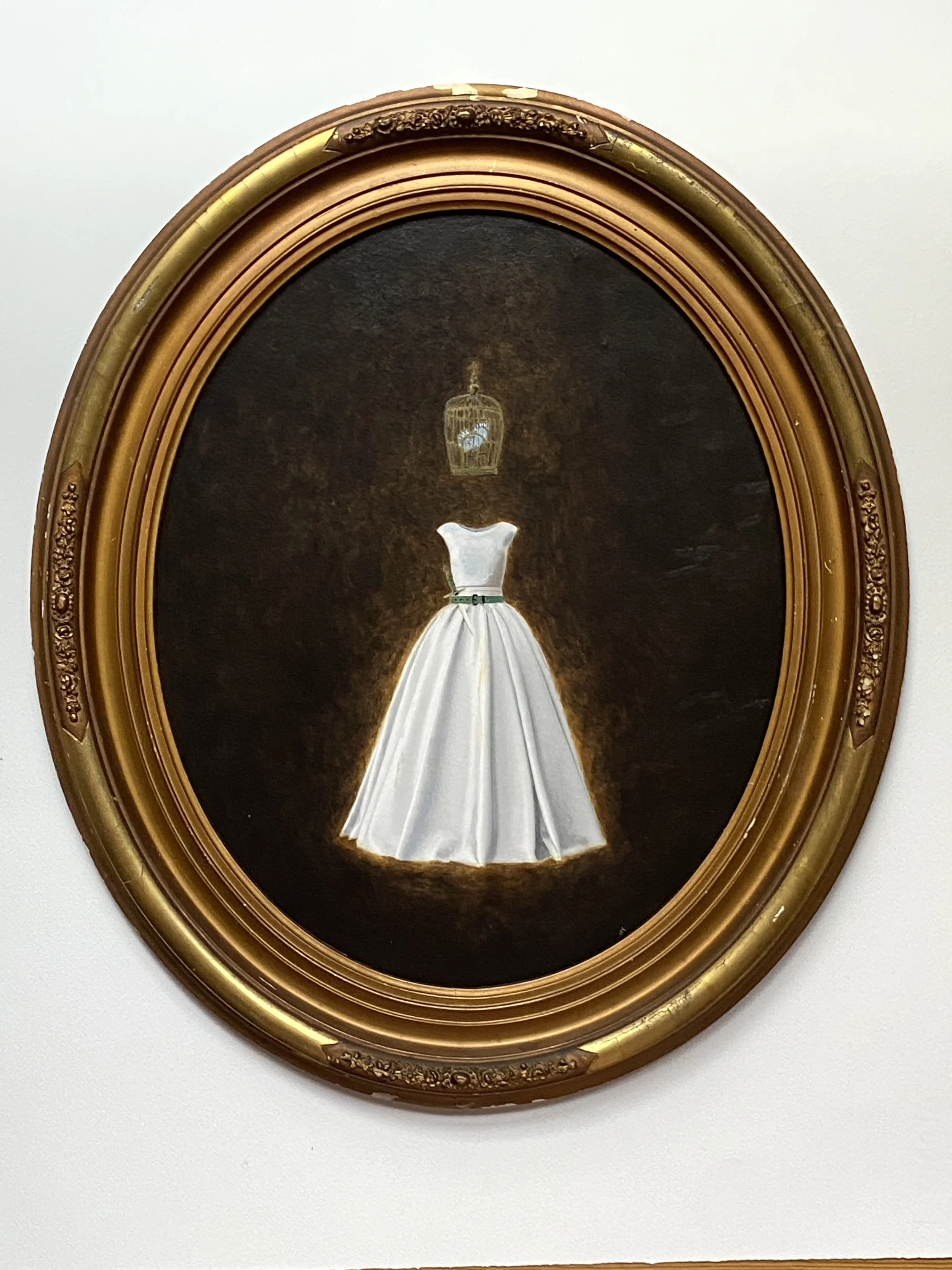 Oval Dress & Birdcage w/ Butterfly