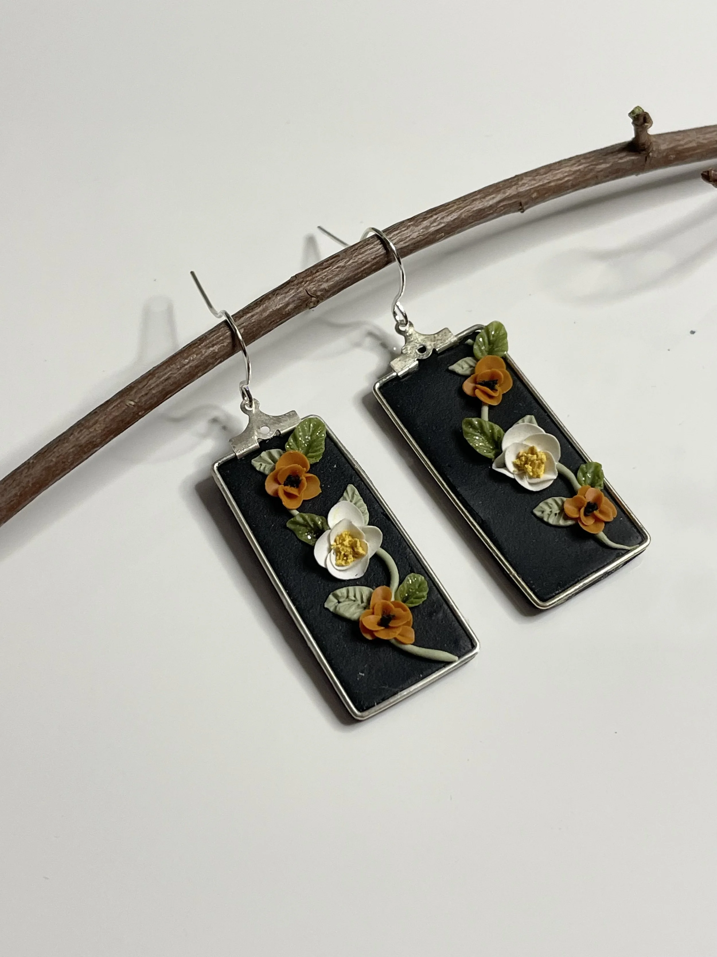 Framed Floral Ivy Earrings