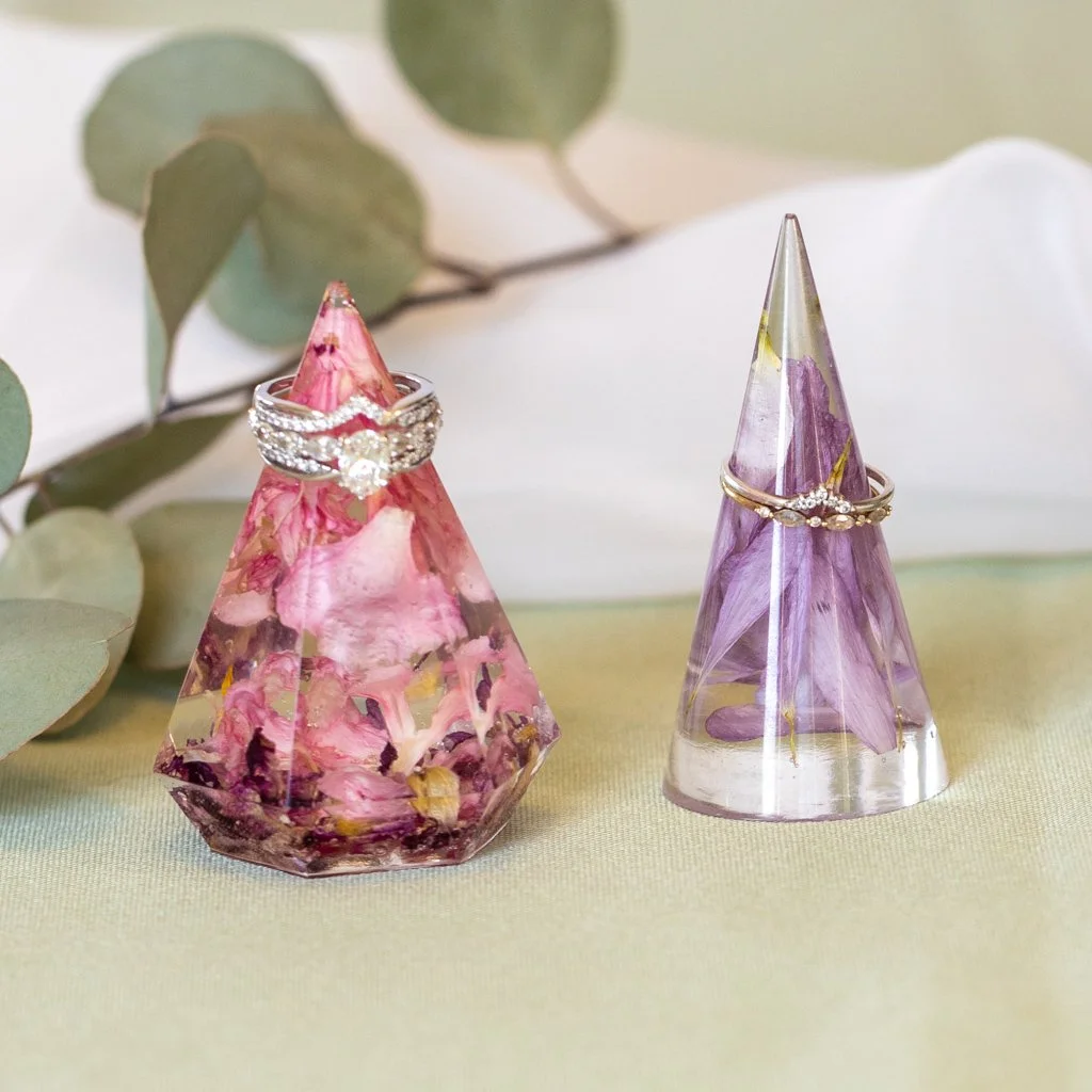 Diamond Design
- Small Ring Display - $35.00
- Large Ring Display - $70.00
[Add On Items]