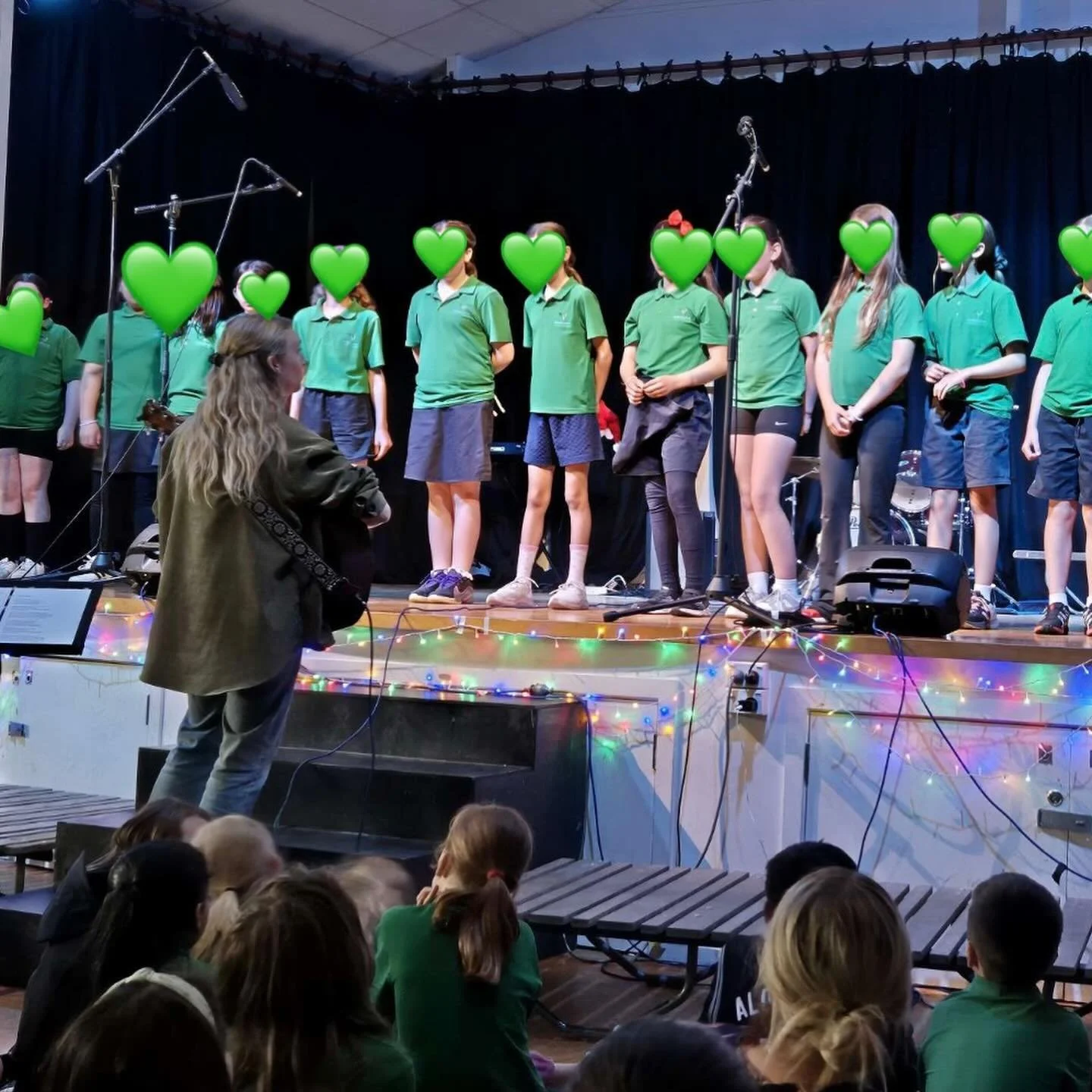 Still fizzing over these 2025 highlights:

1. The only choir I teach in kura. We had an amazing year of harmonies &amp; it&rsquo;s extra special to me because my son is in it! 🥹

2. Acoustics in The Piano stairwell are perfection. An original song b