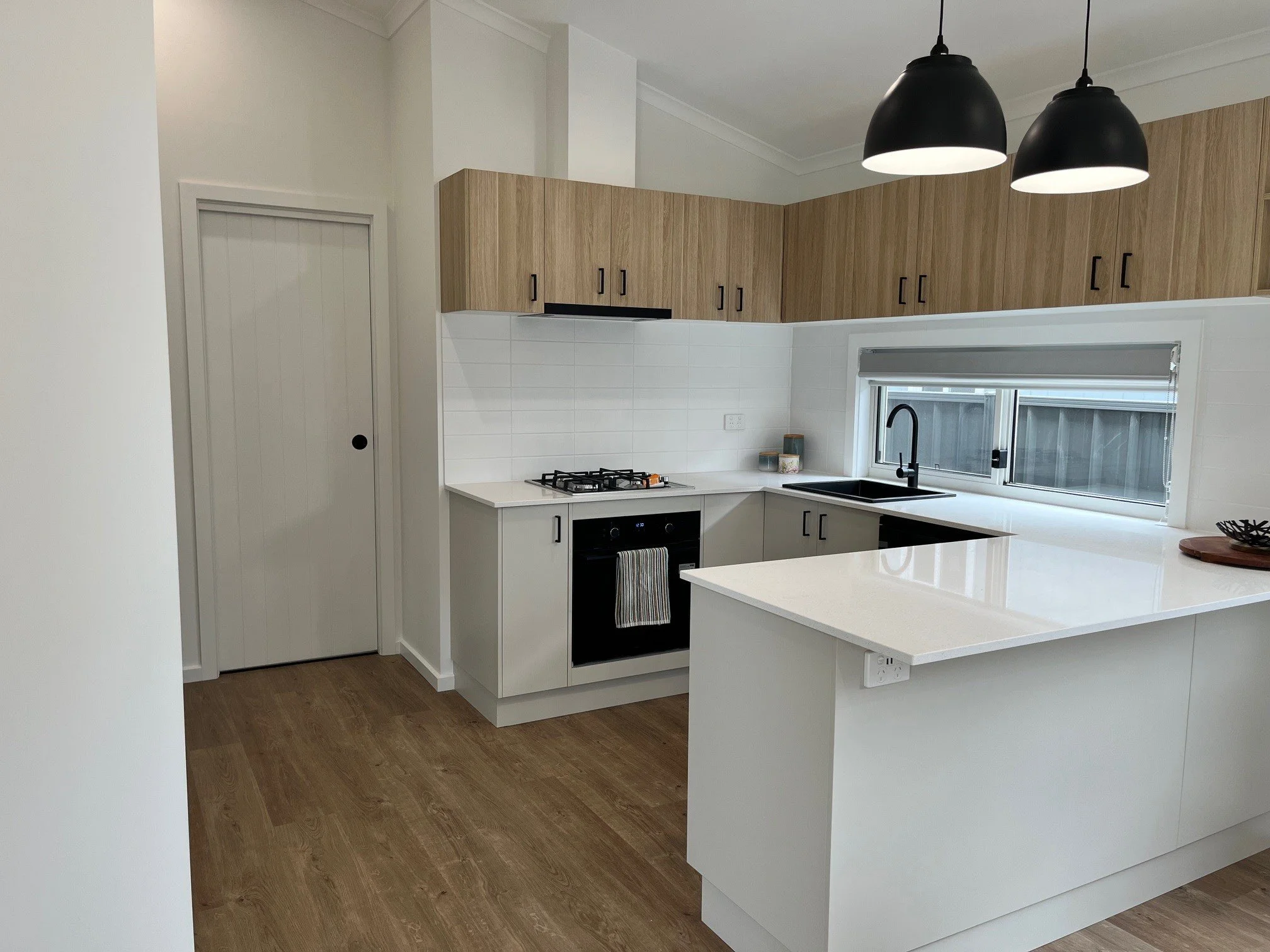 R3 Kitchen 1.jpg