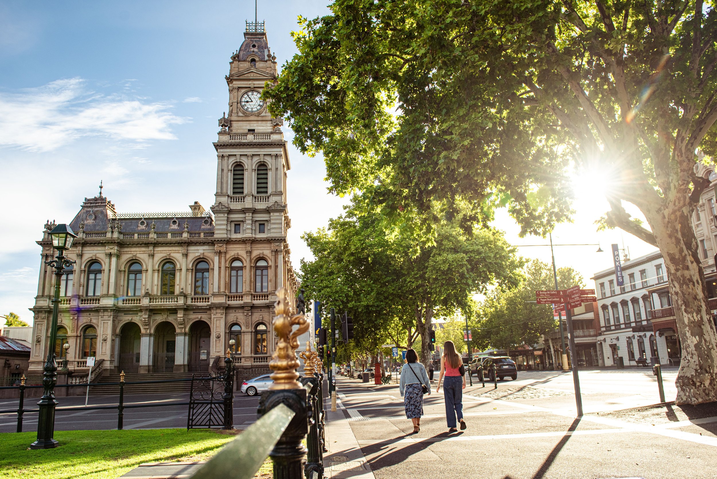 Bendigo building and sun.jpg