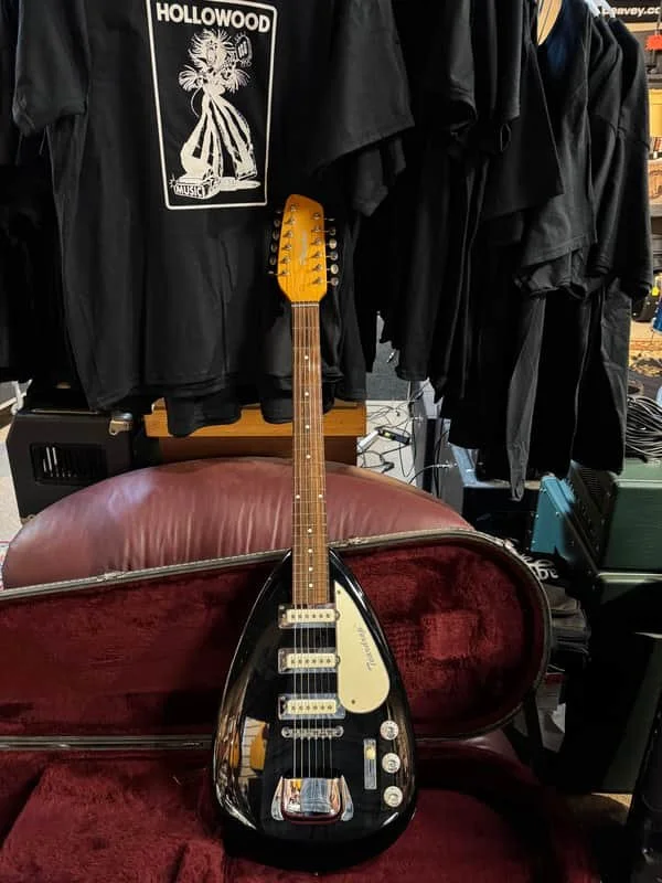 Phantom Vox Style Teardrop 12 String Electric Guitar w/ HSC Free Shipping!