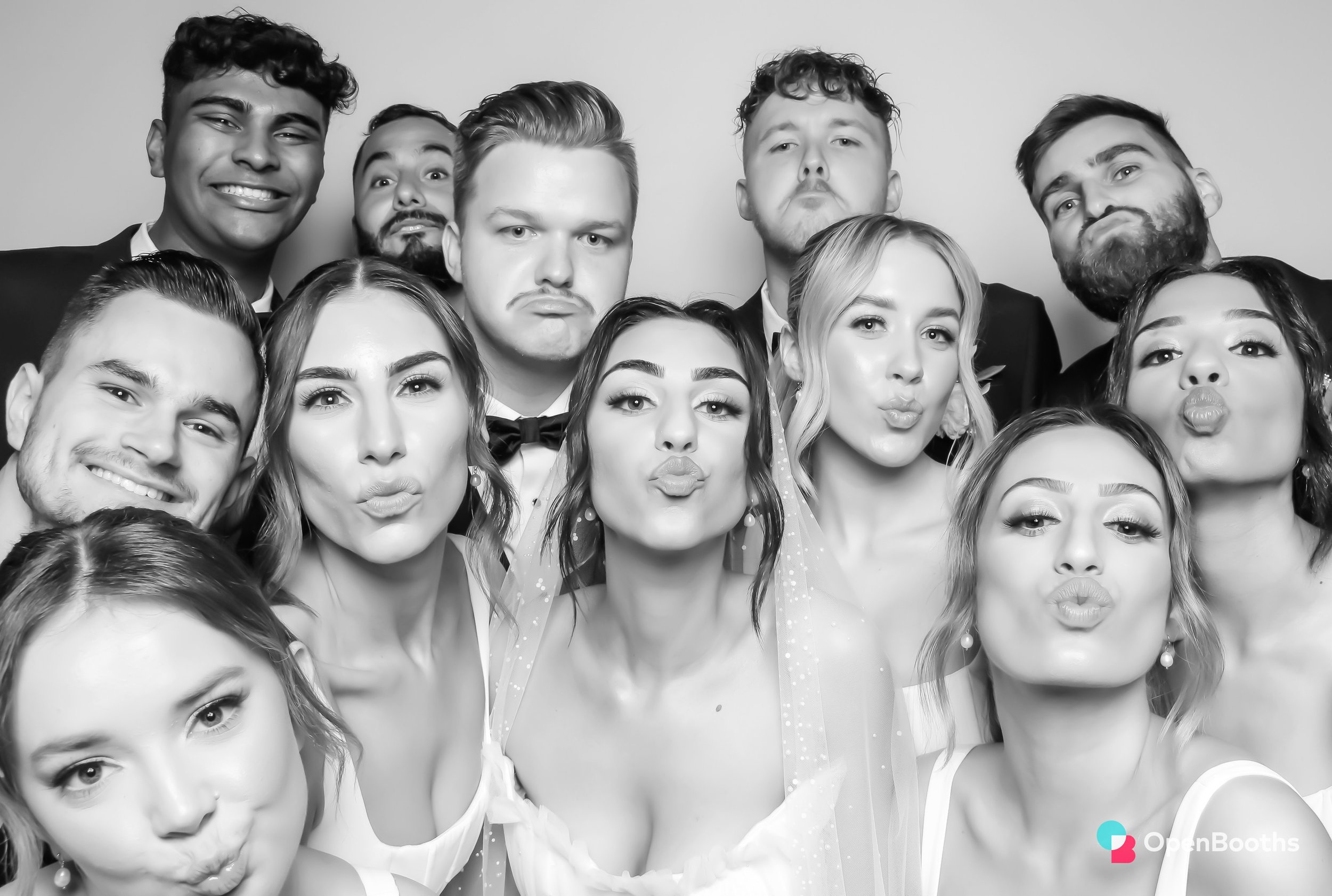 Black and white glam filter Kardashian K-Dash photo booth