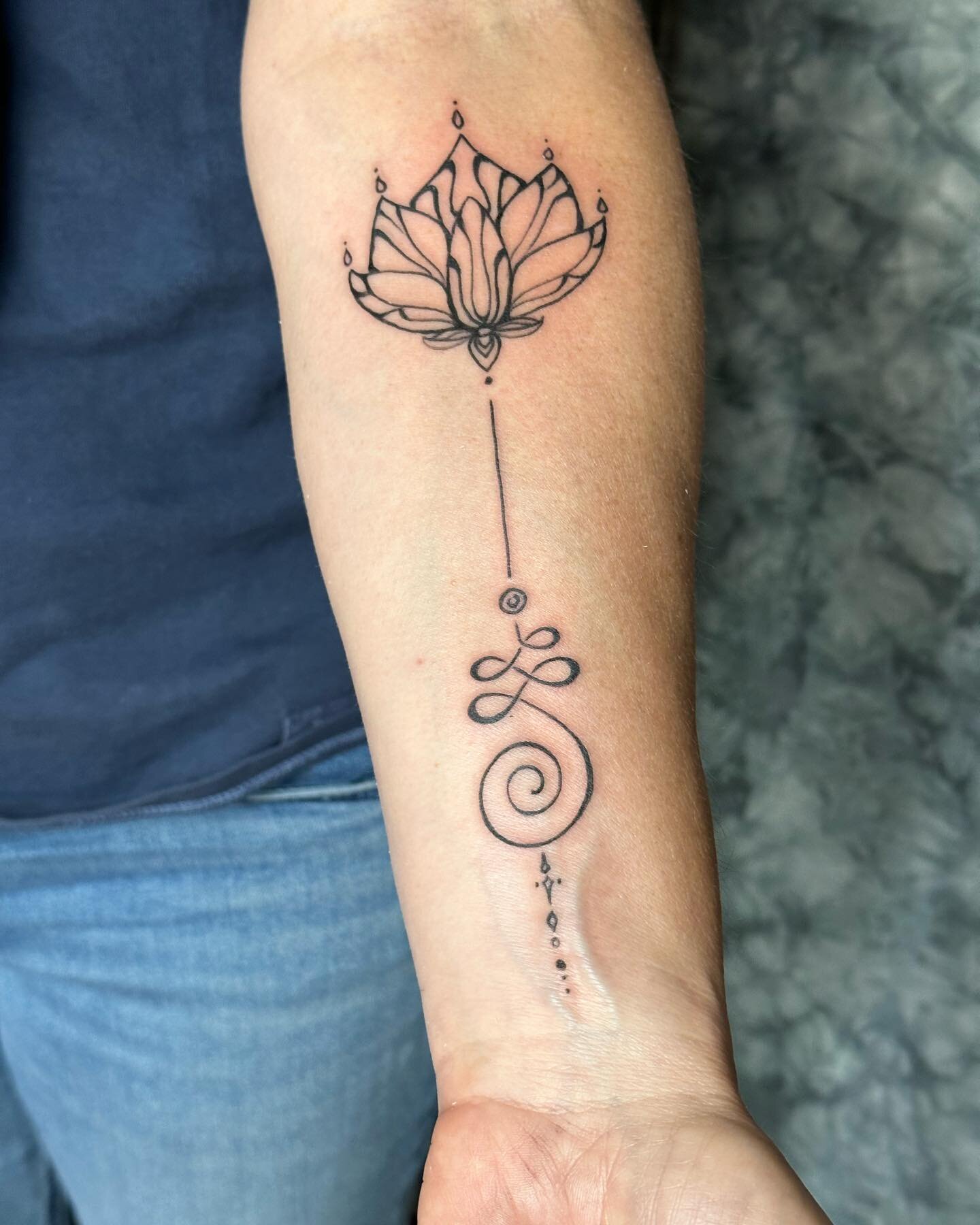 Esmé — Sacred Vessel Tattoo