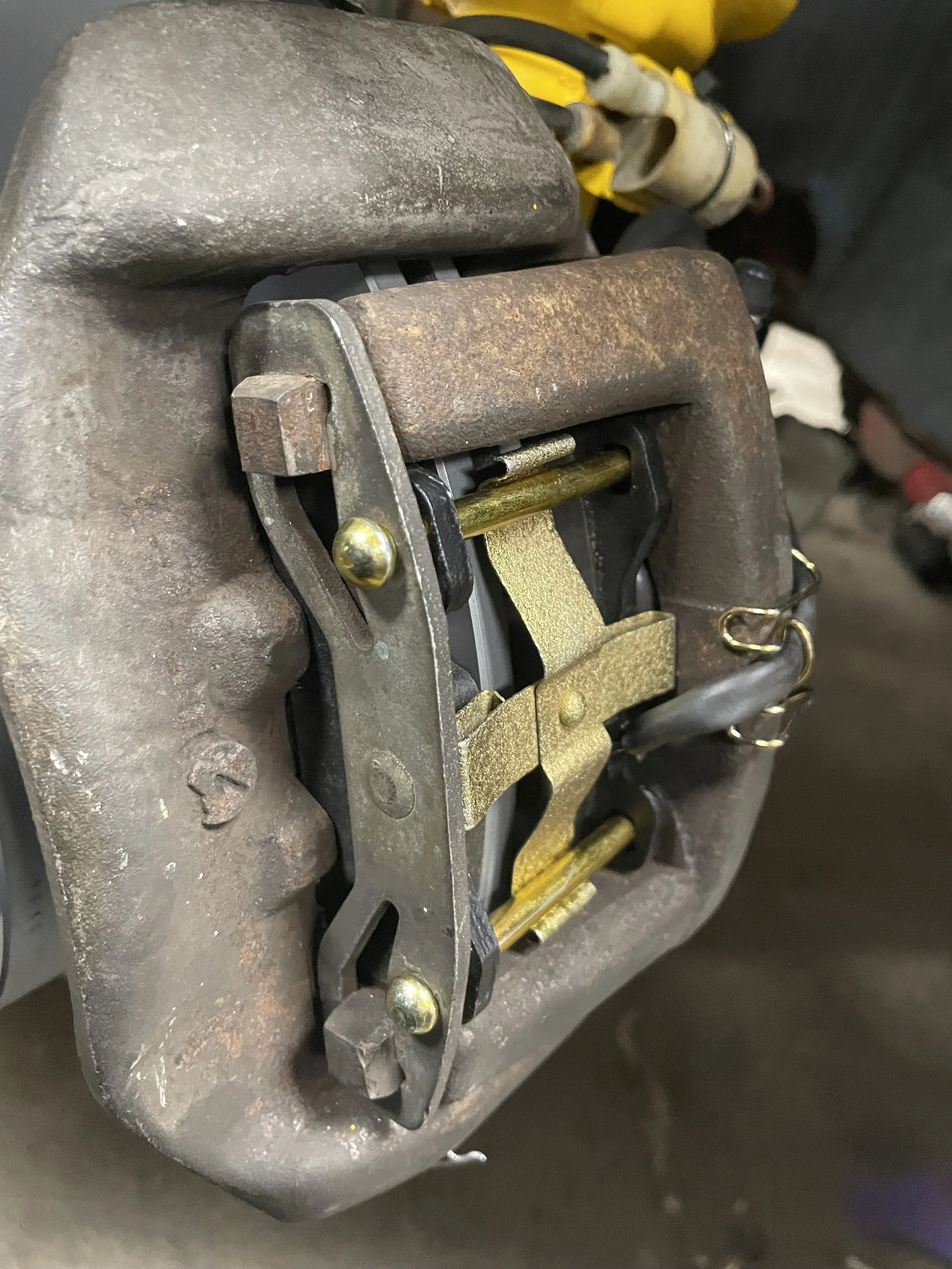 Porsche 944 rebuilt brake calipers
