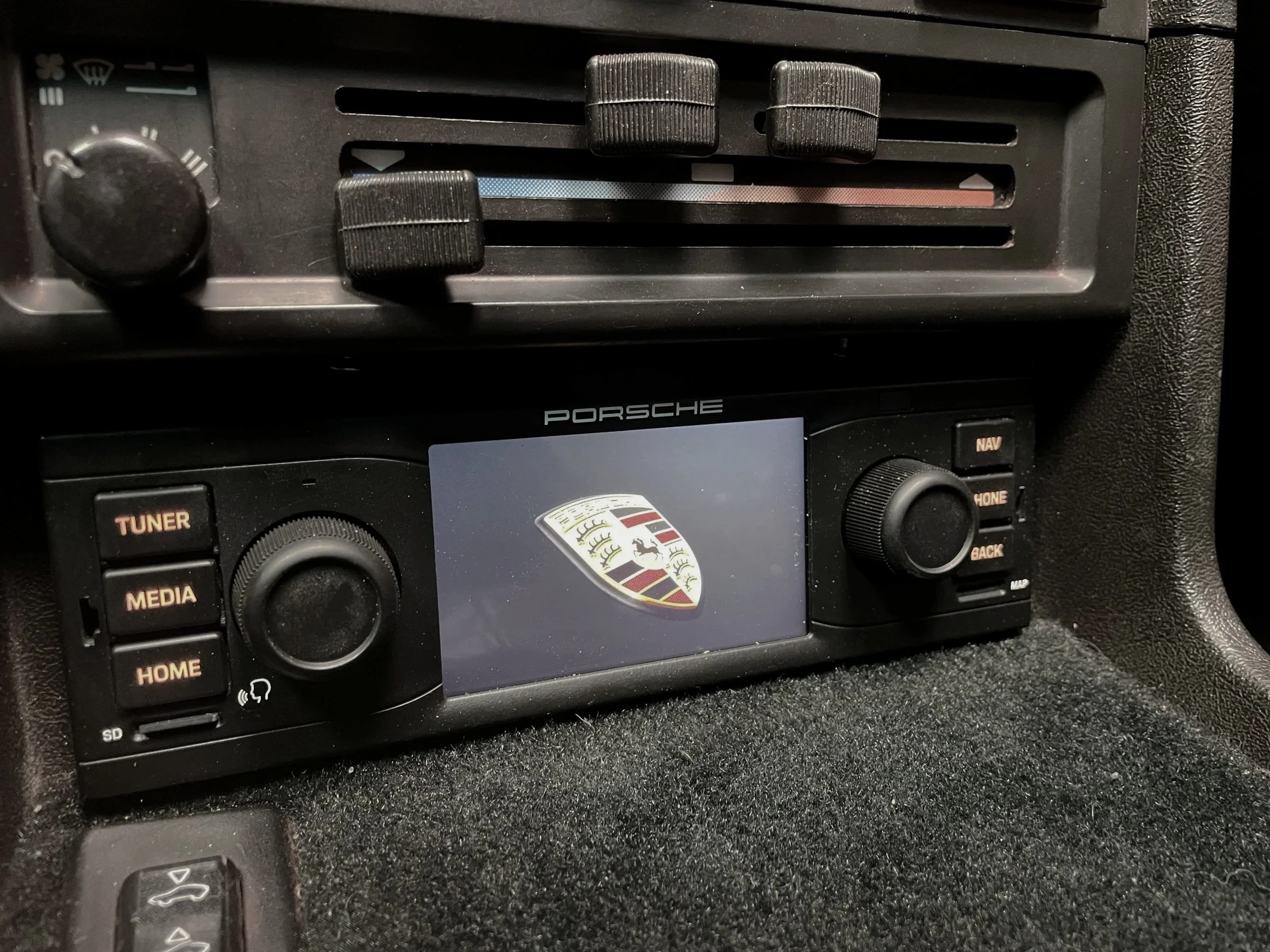 Porsche 944 Porsche Classic Radio